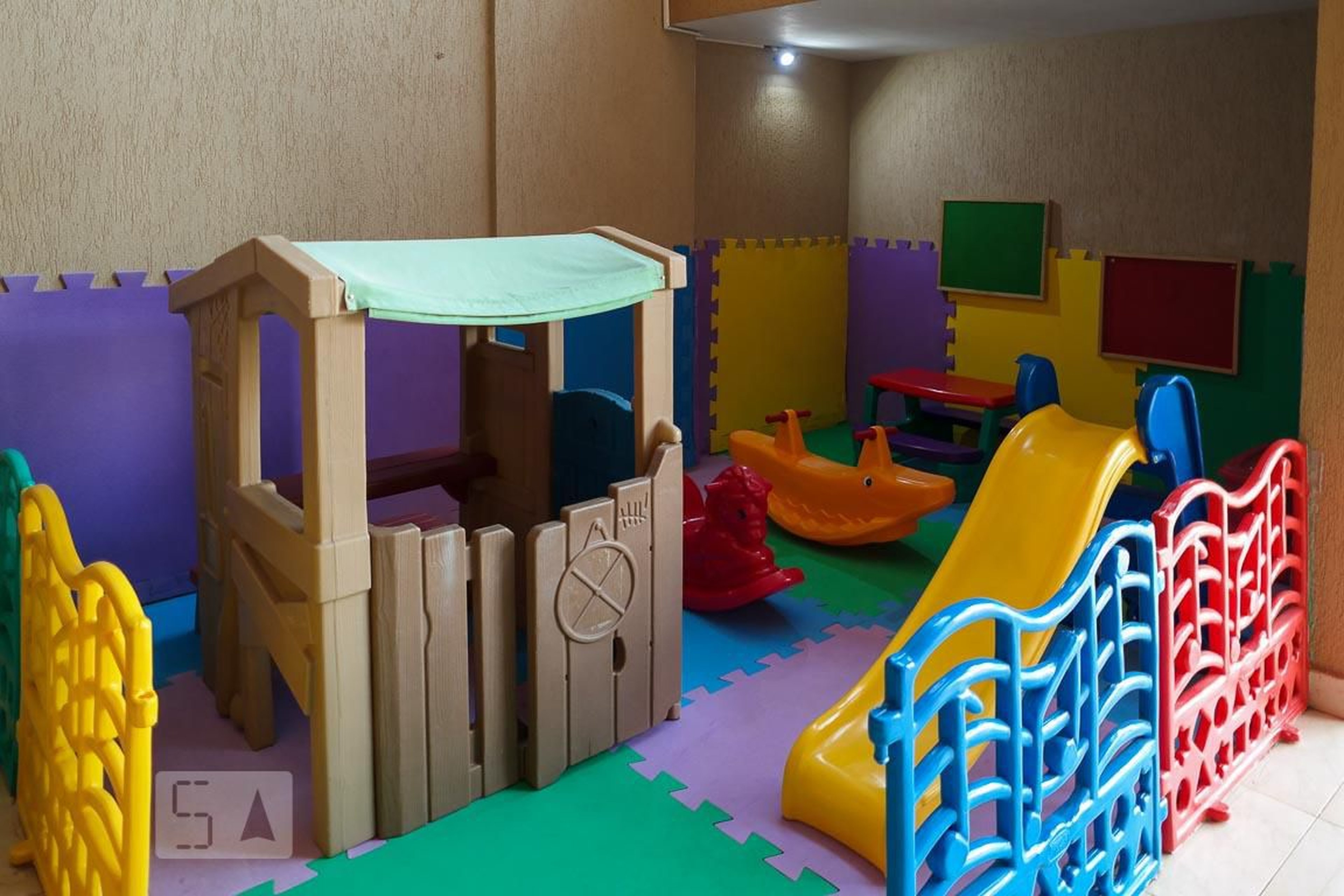 Playground - Real Flat