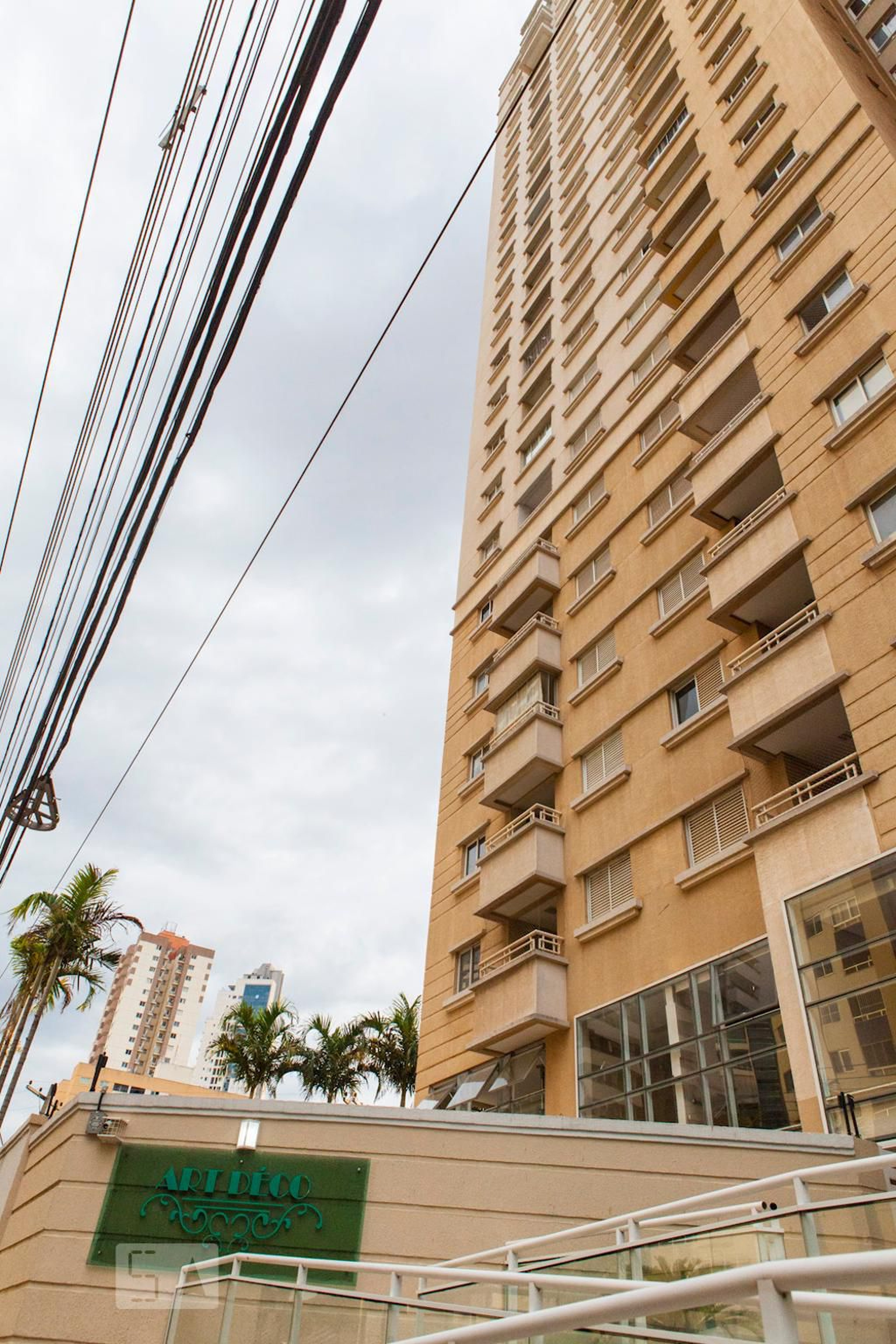 Fachada Condomínio em Avenida Engenheiro Eurico Viana, 513