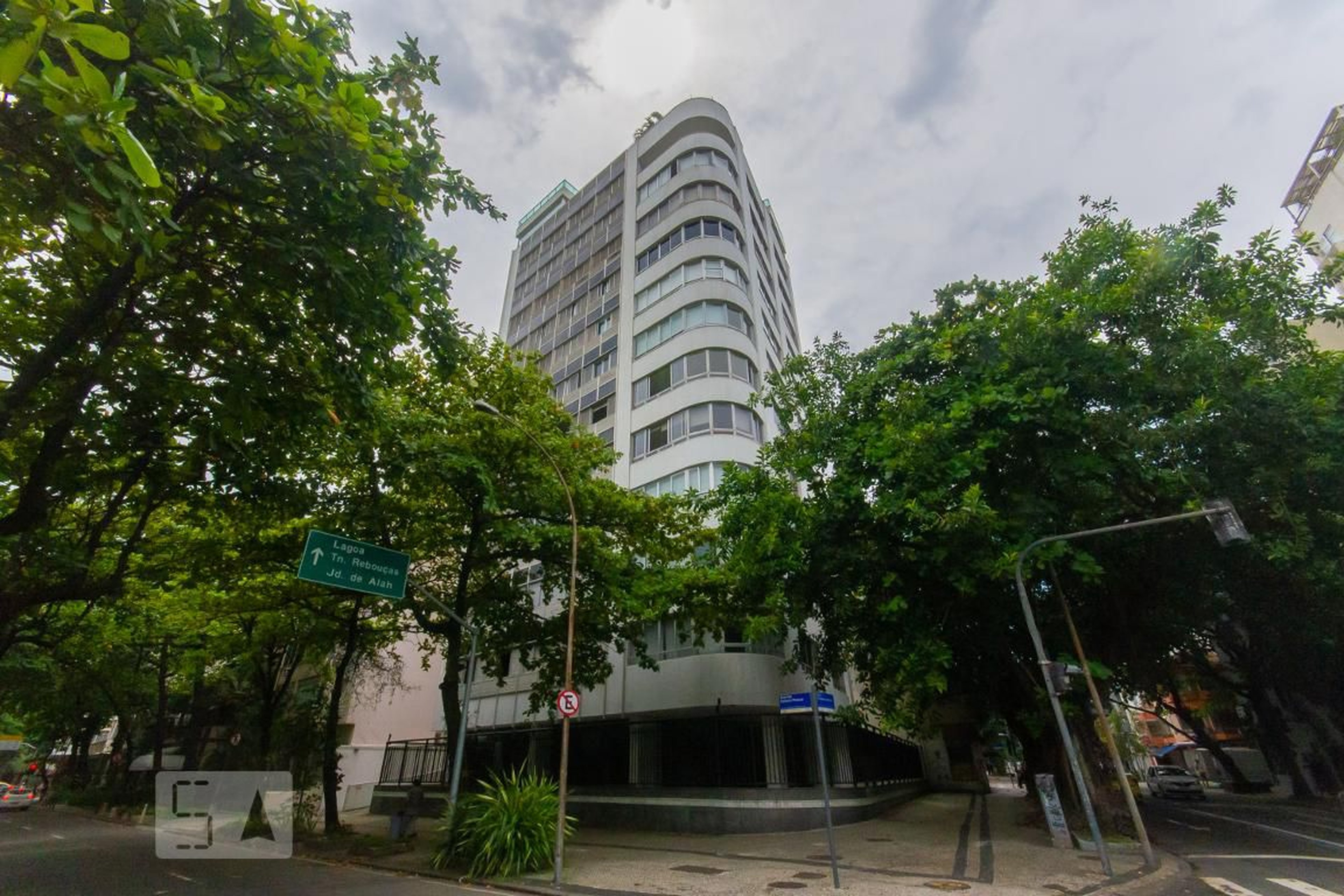 Fachada Condomínio em Avenida Epitácio Pessoa, 160