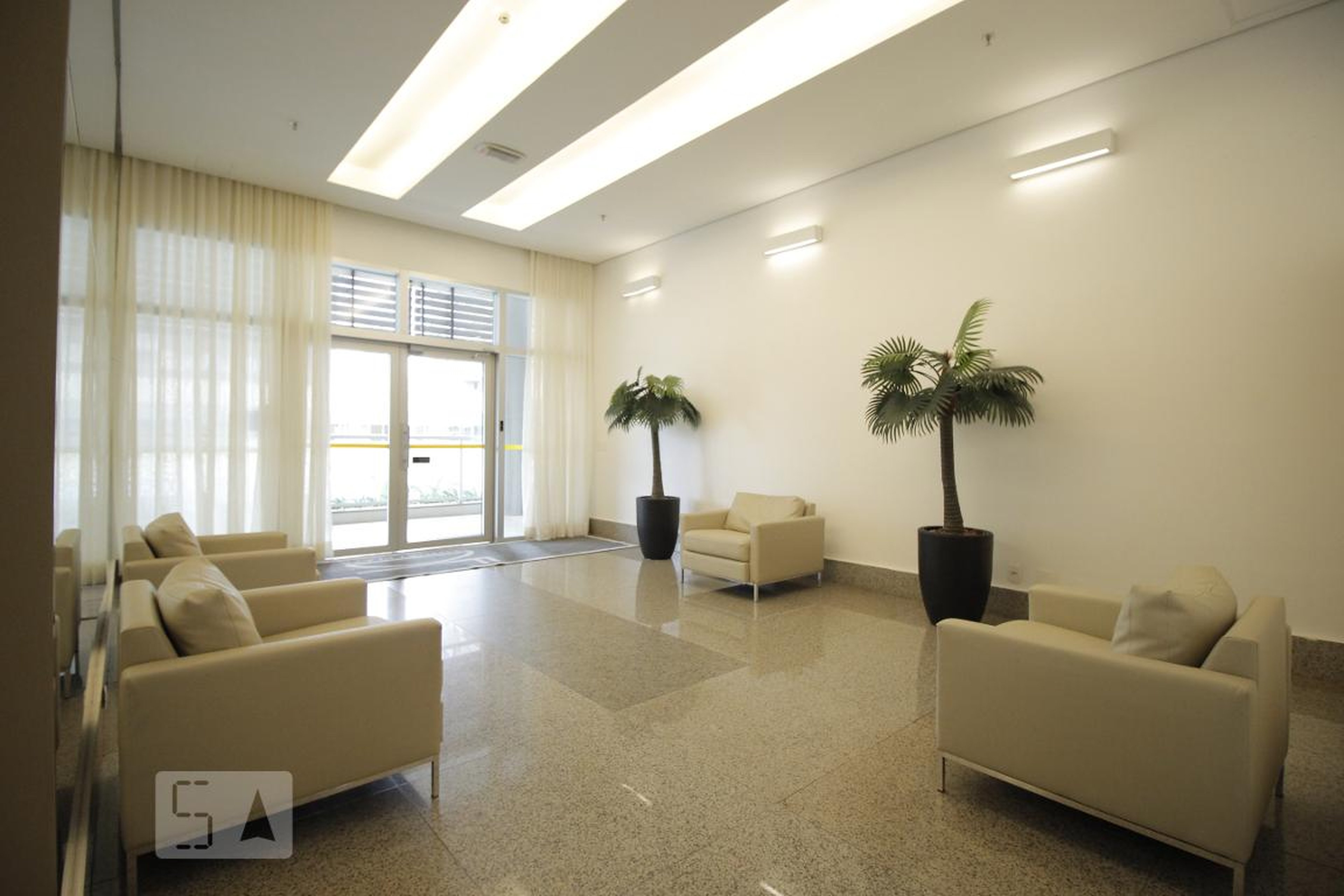 Hall Condomínio em R. Copaíba, lote 01