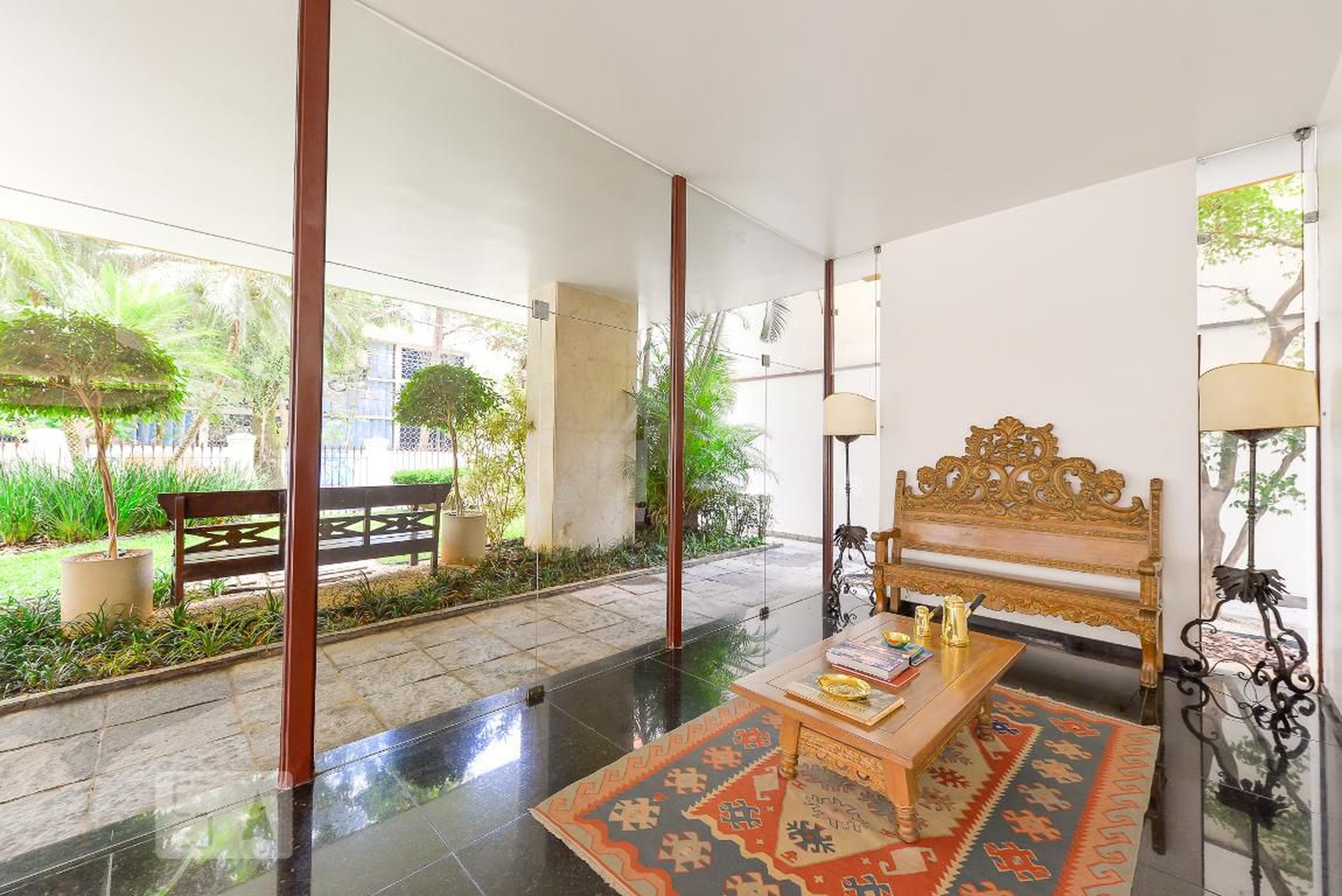 Hall Entrada - Monte Carlo