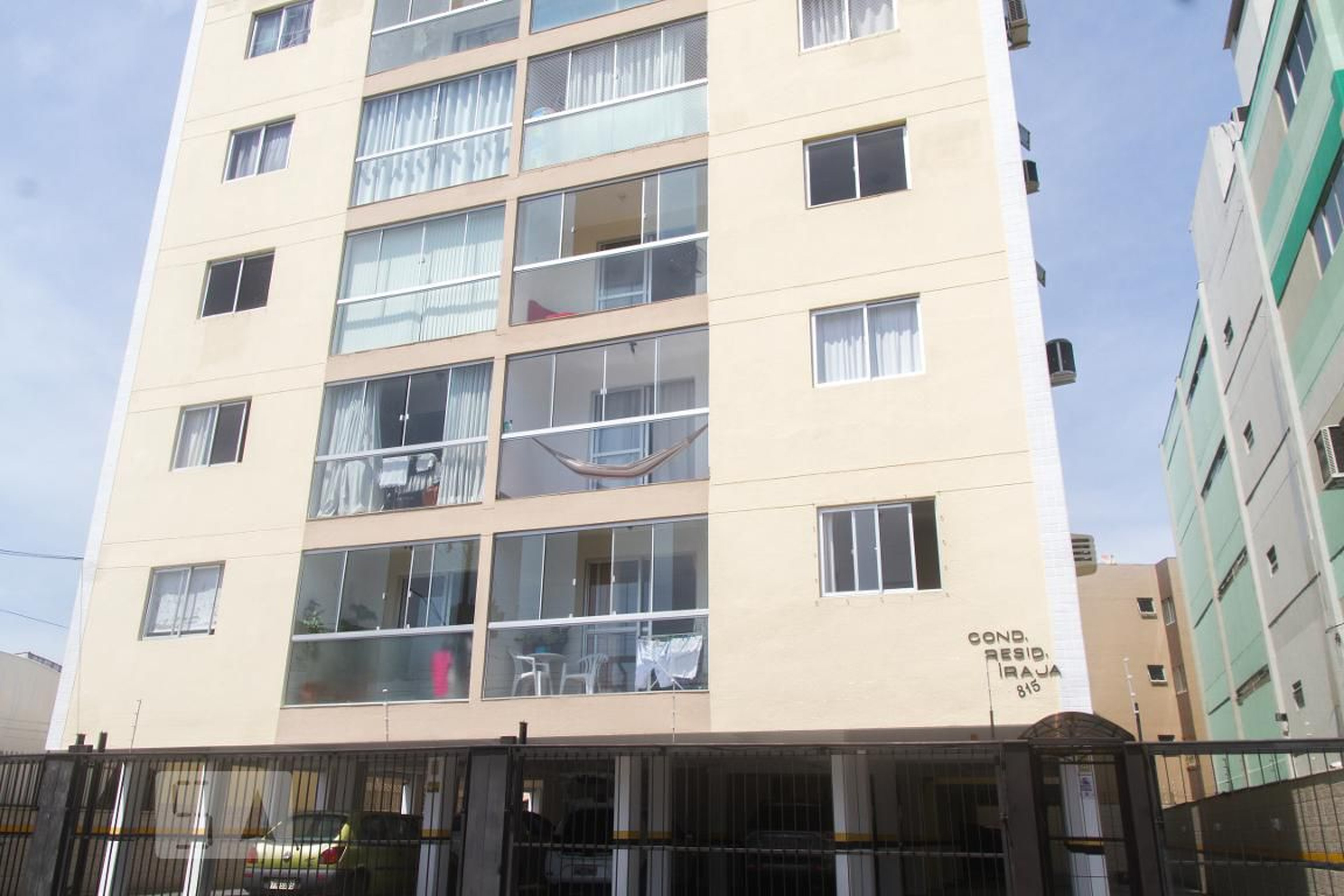 Fachada Condomínio Iraja