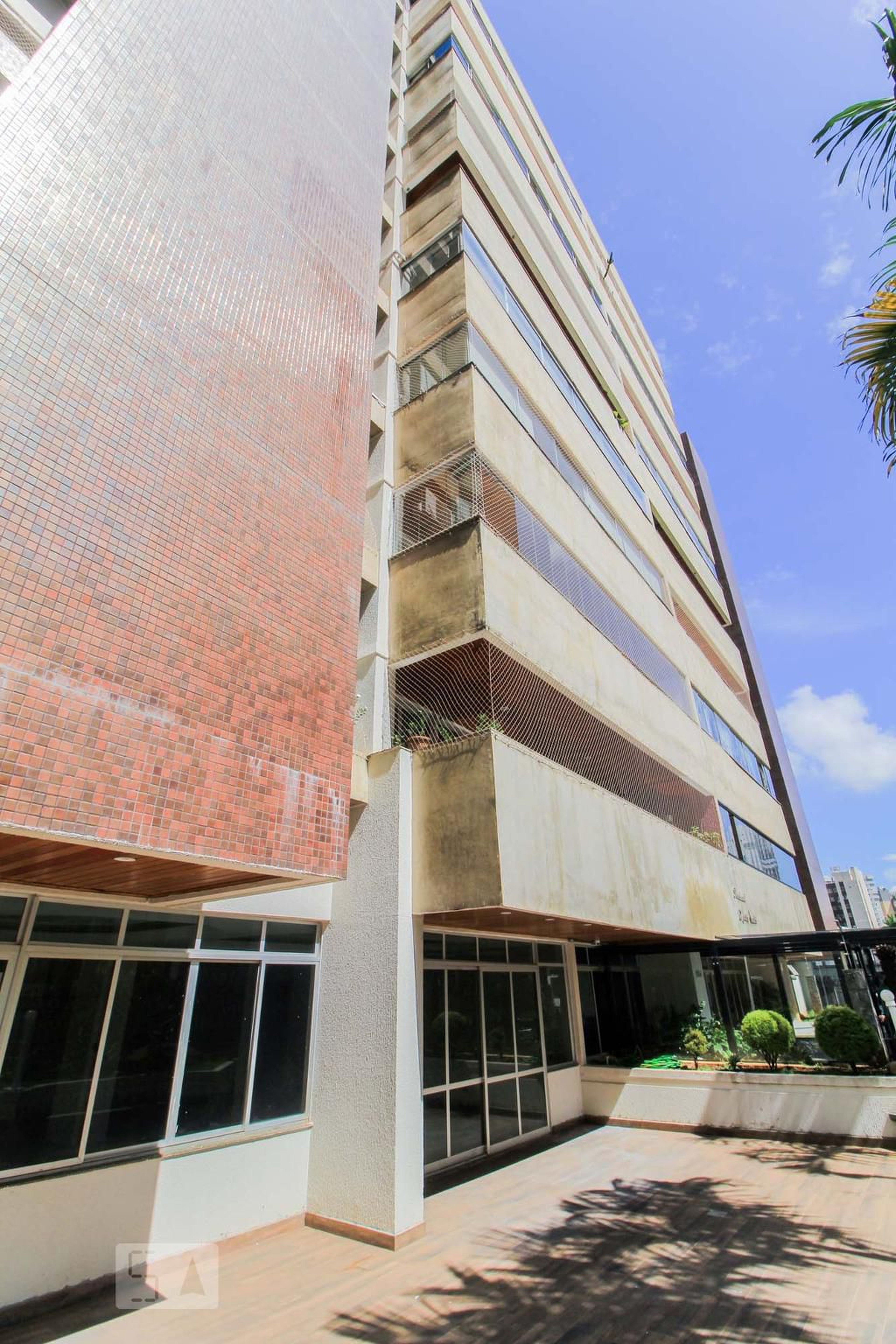 Fachada do Prédio Condomínio em Avenida C, 1364