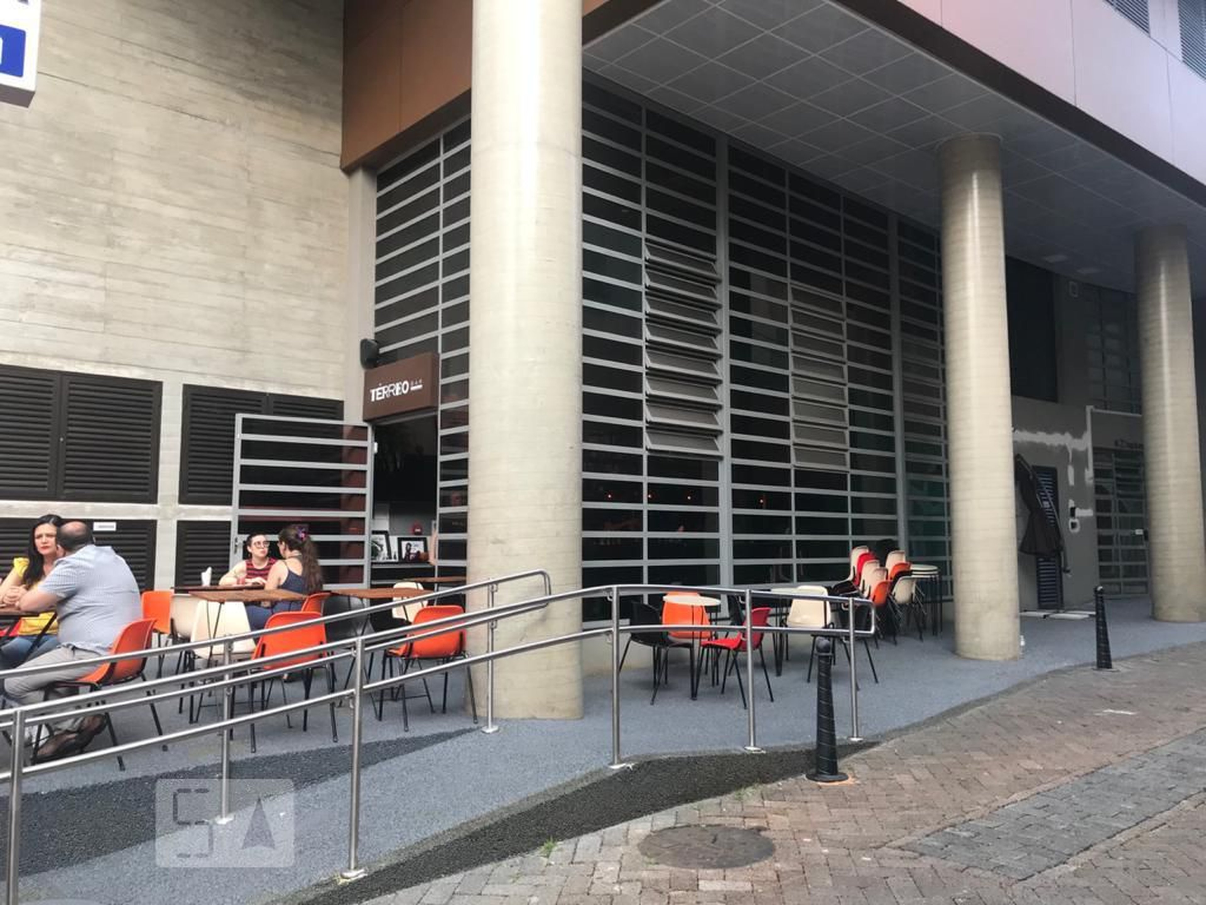 Entrada do prédio - BK30 Largo do Arouche