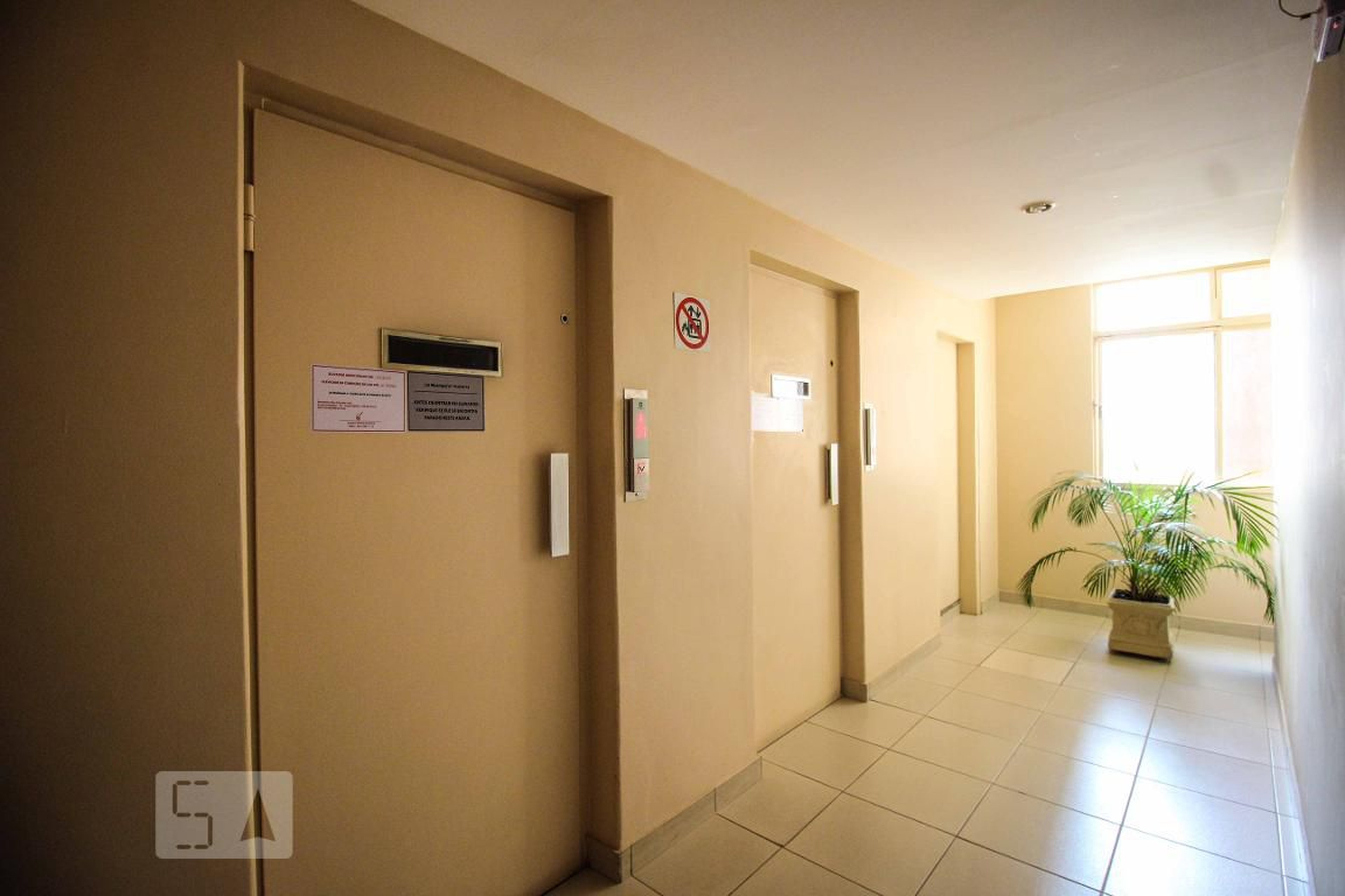 Elevador - Edifício Emílio Gaissler