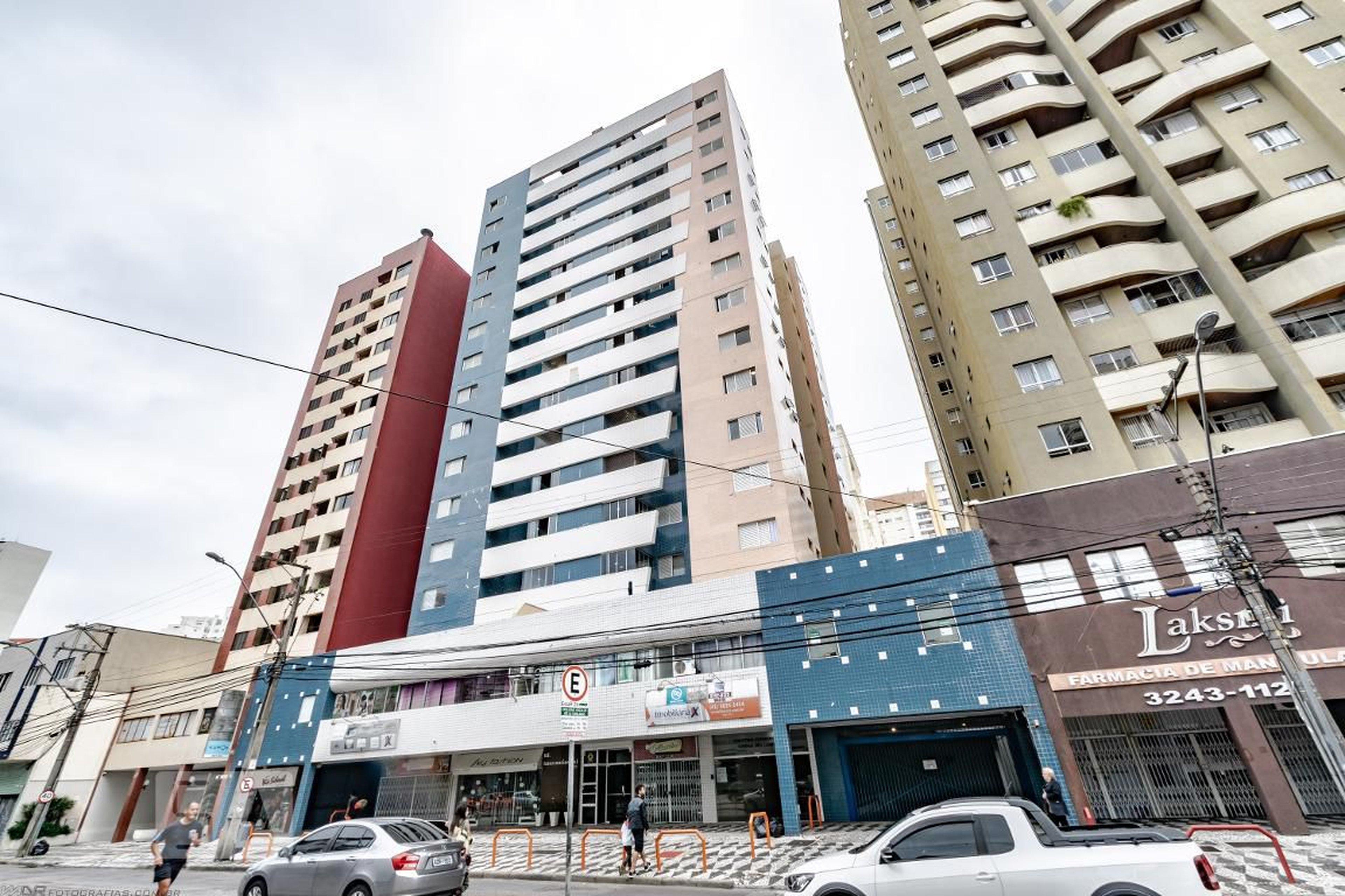 Fachada Condomínio em Avenida Rep. Argentina, 951