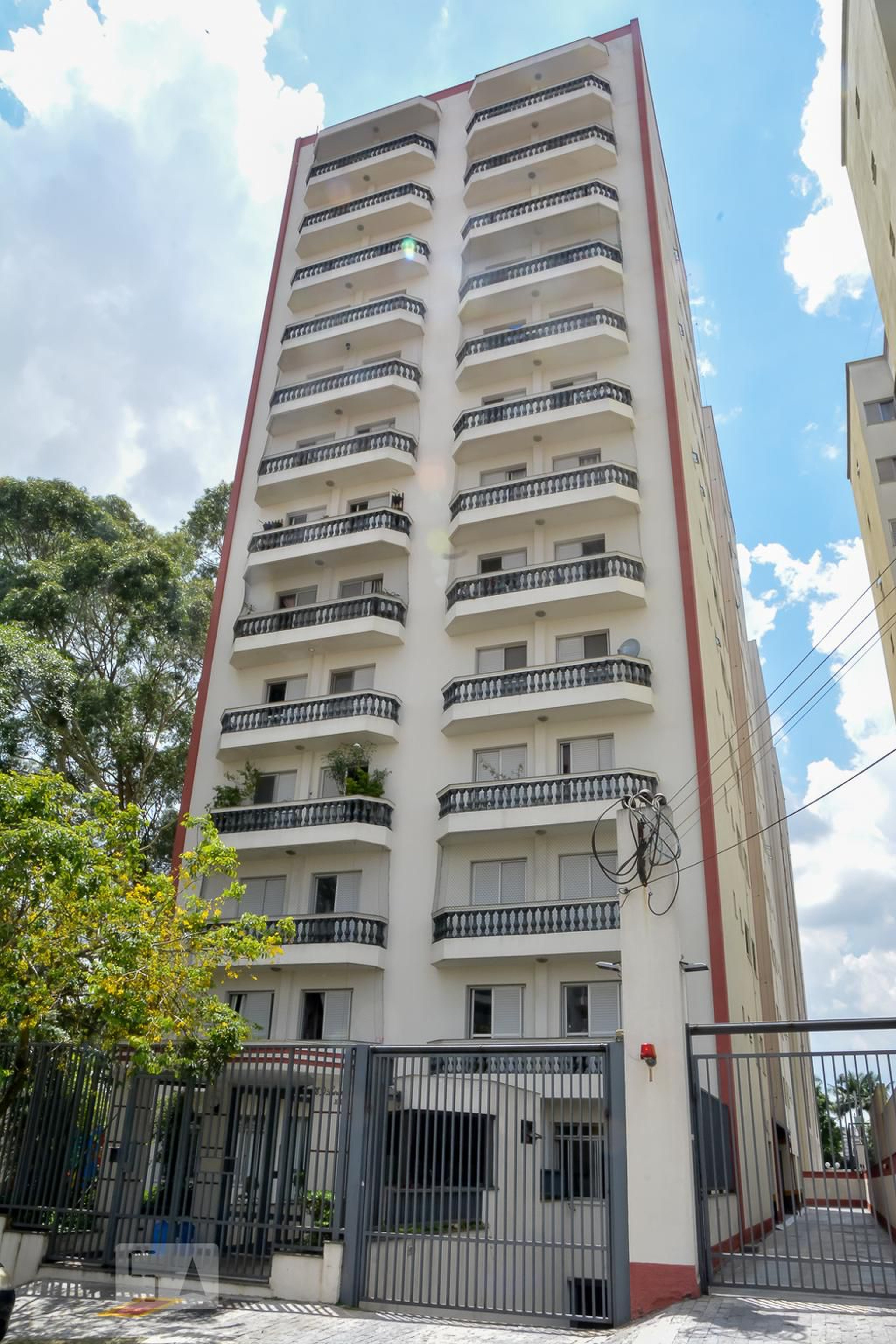 Fachada do Prédio Condomínio Leiria