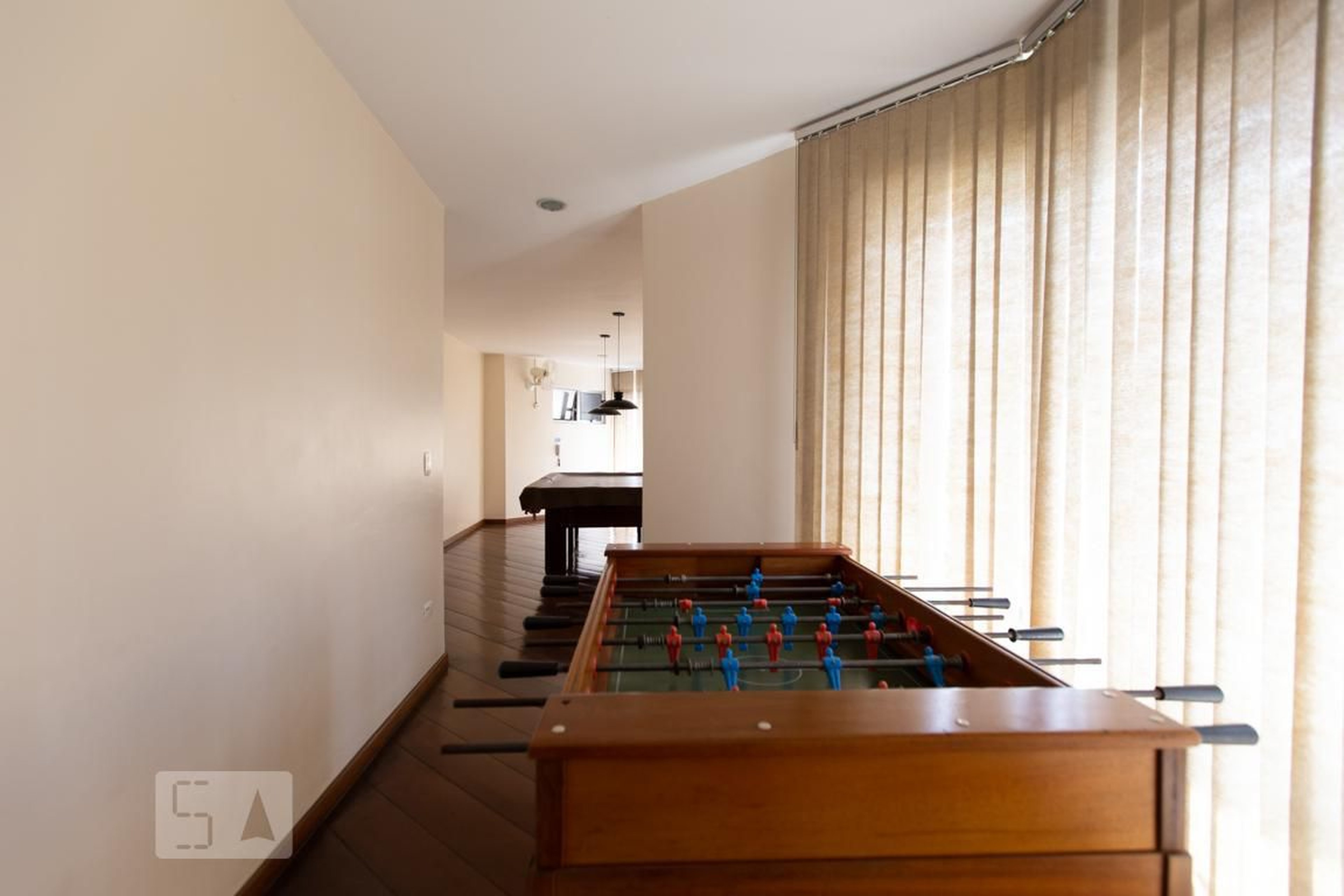 Salão de jogos - Maison Analia Franco