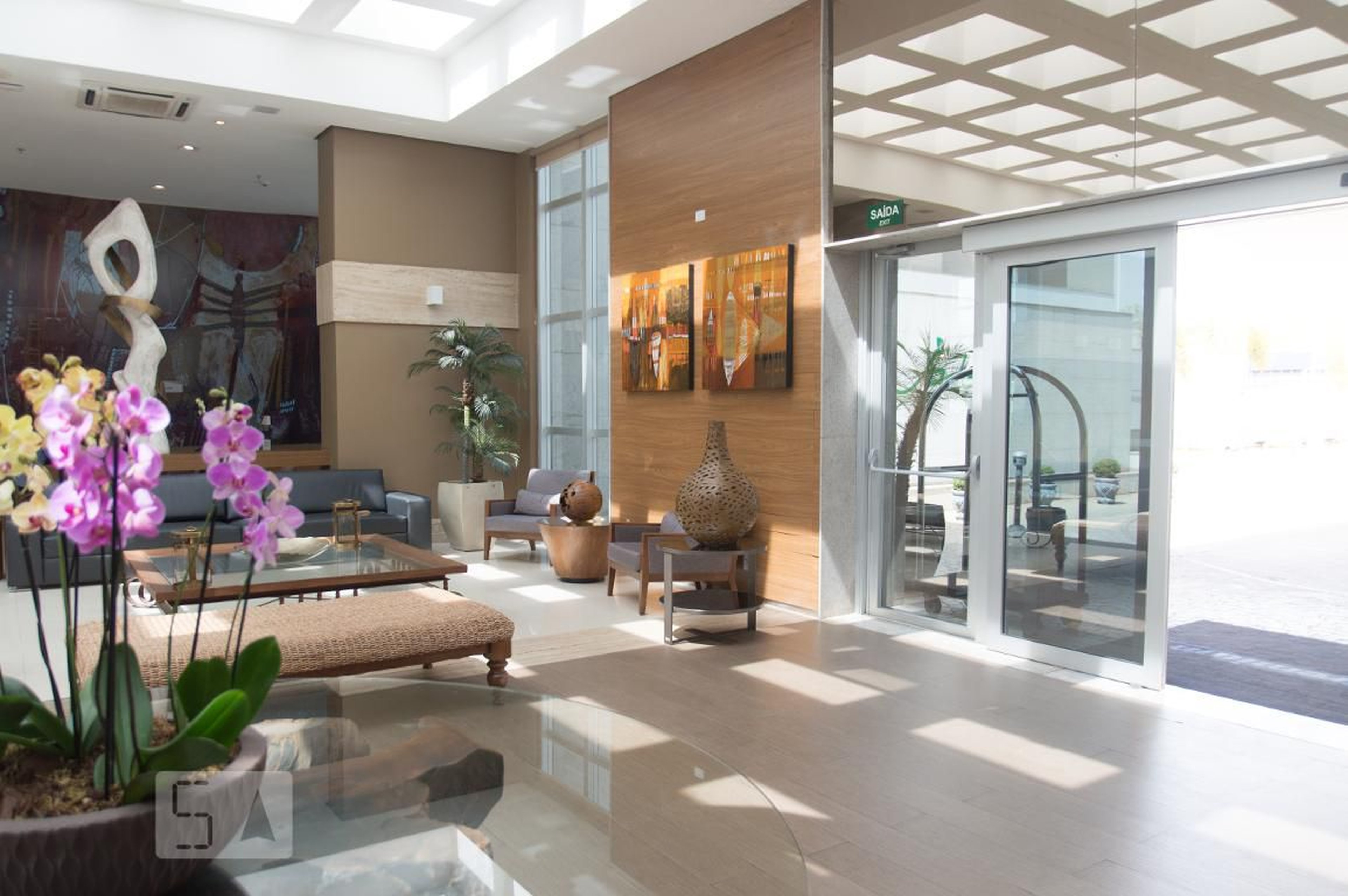 Hall - Blue Tree Jade