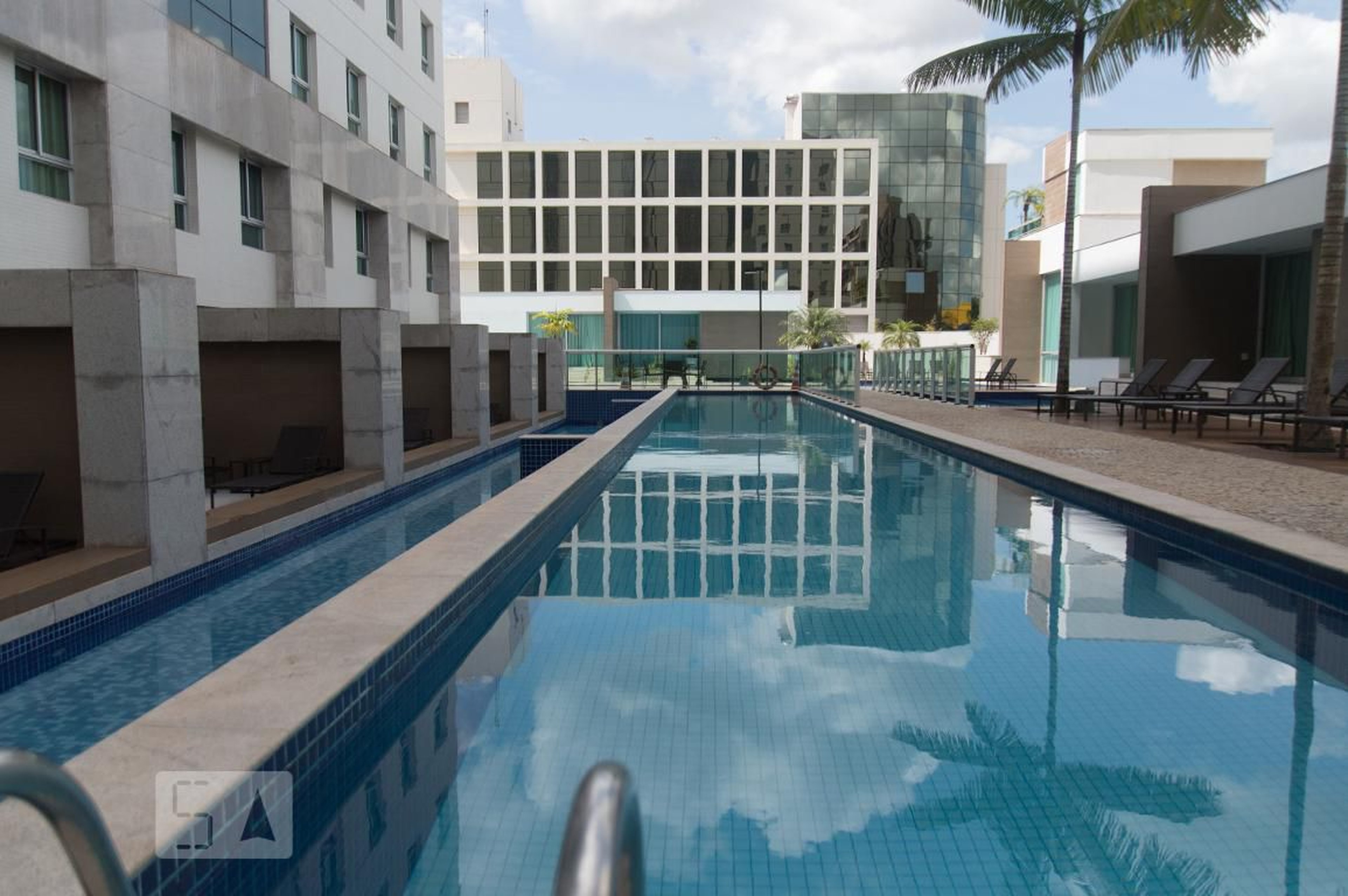 Piscina - Blue Tree Jade