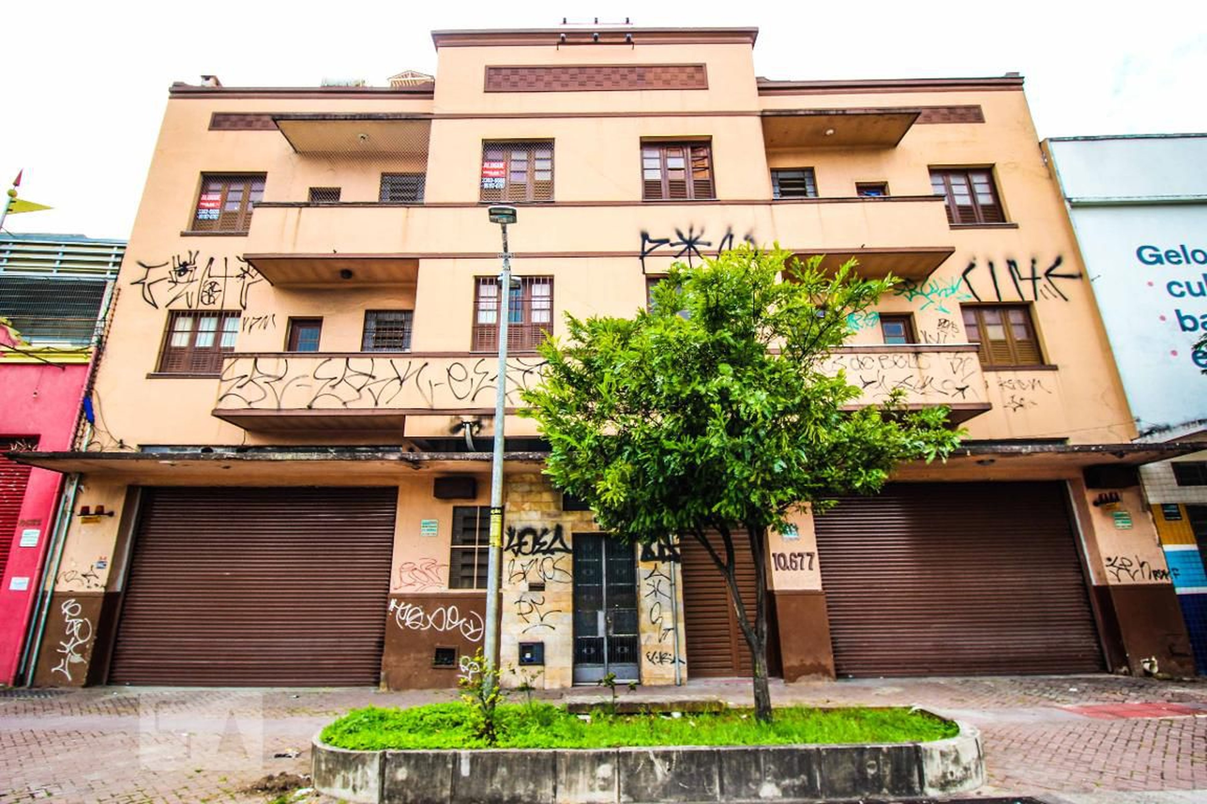 Fachada Condomínio em Avenida do Contorno, 10673