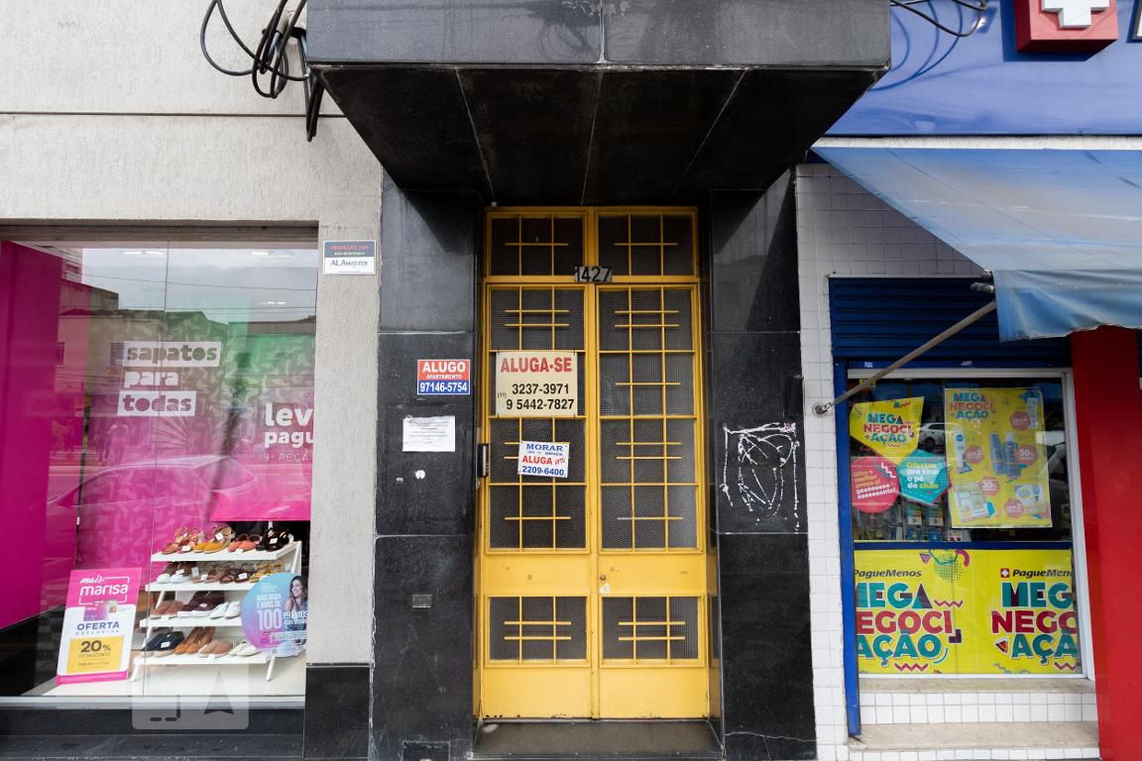 Fachada Condomínio em Avenida Guilherme Cotching, 1429