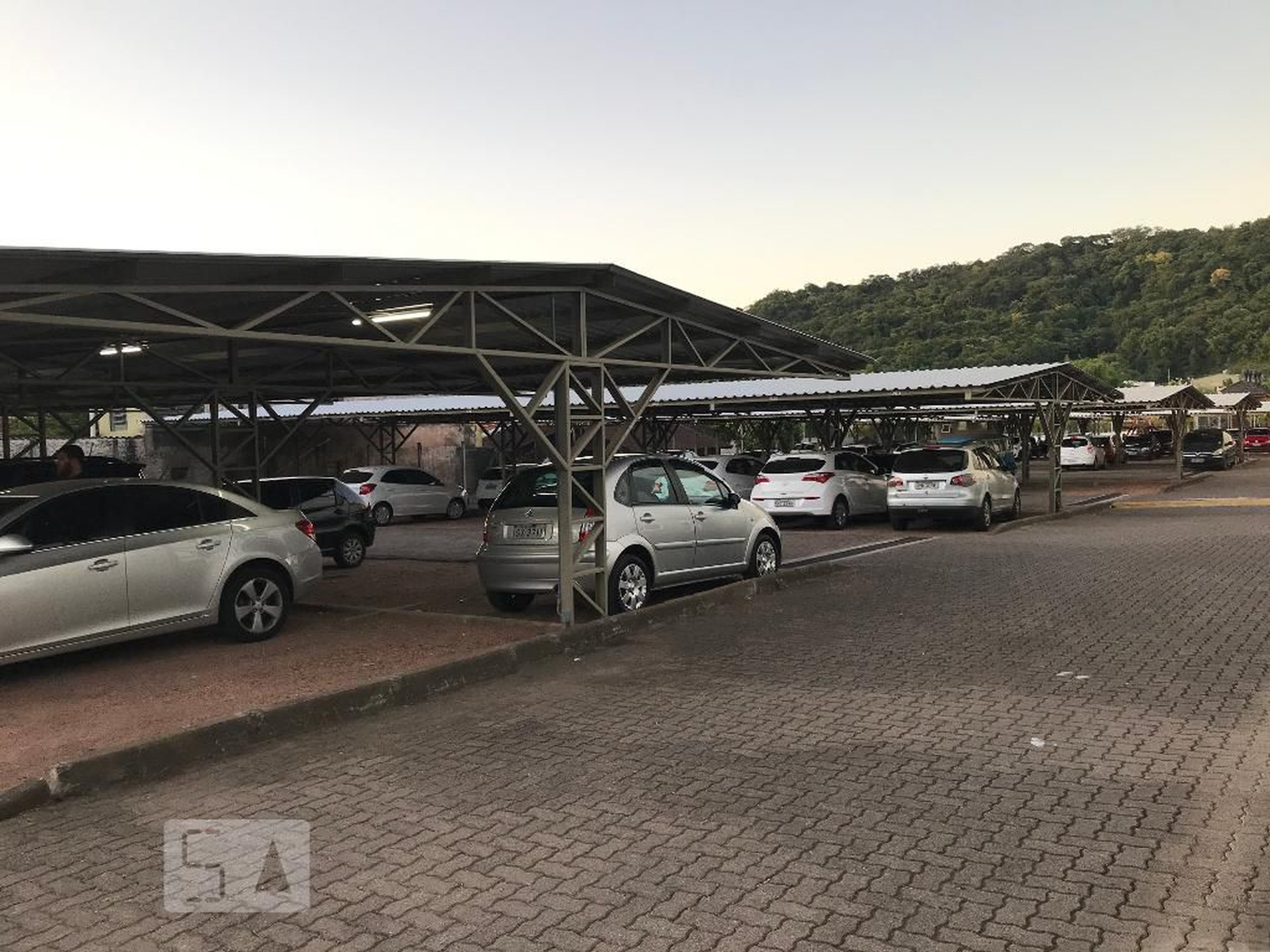 Estacionamento - Residencial Clube Brasil