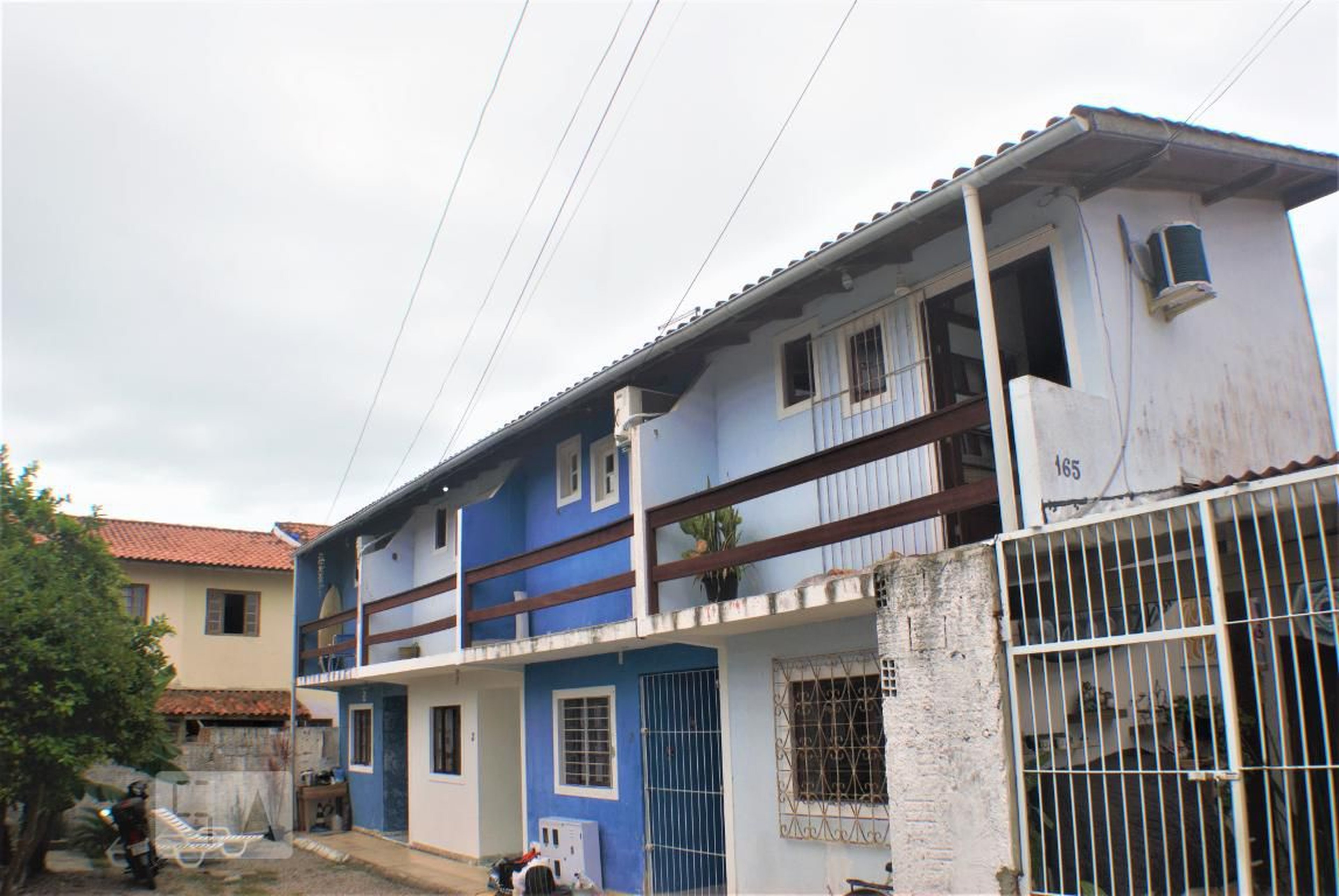 Fachada Condomínio em Servidão Dercidio Manoel Sagáz, 165