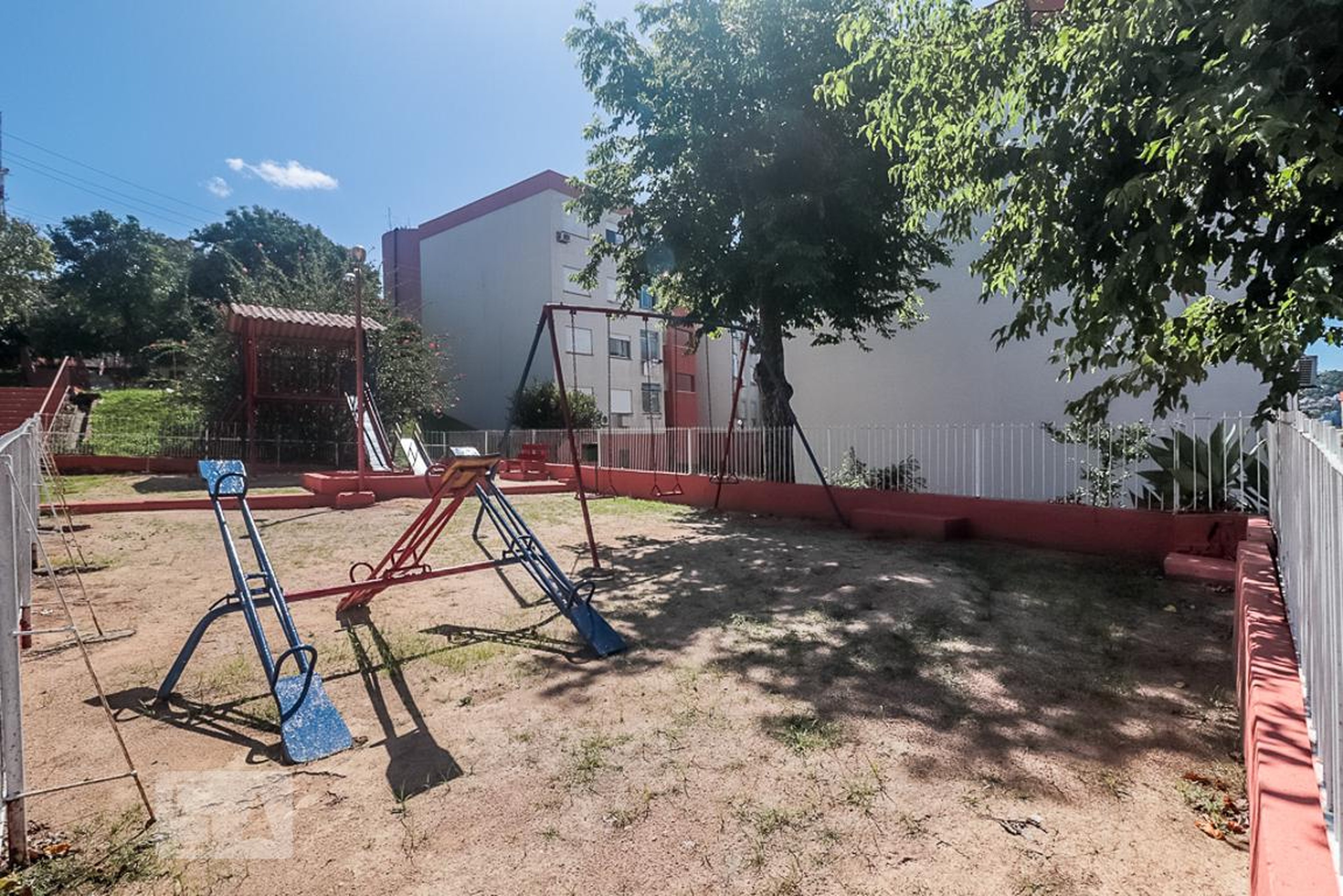 Playground - Parete
