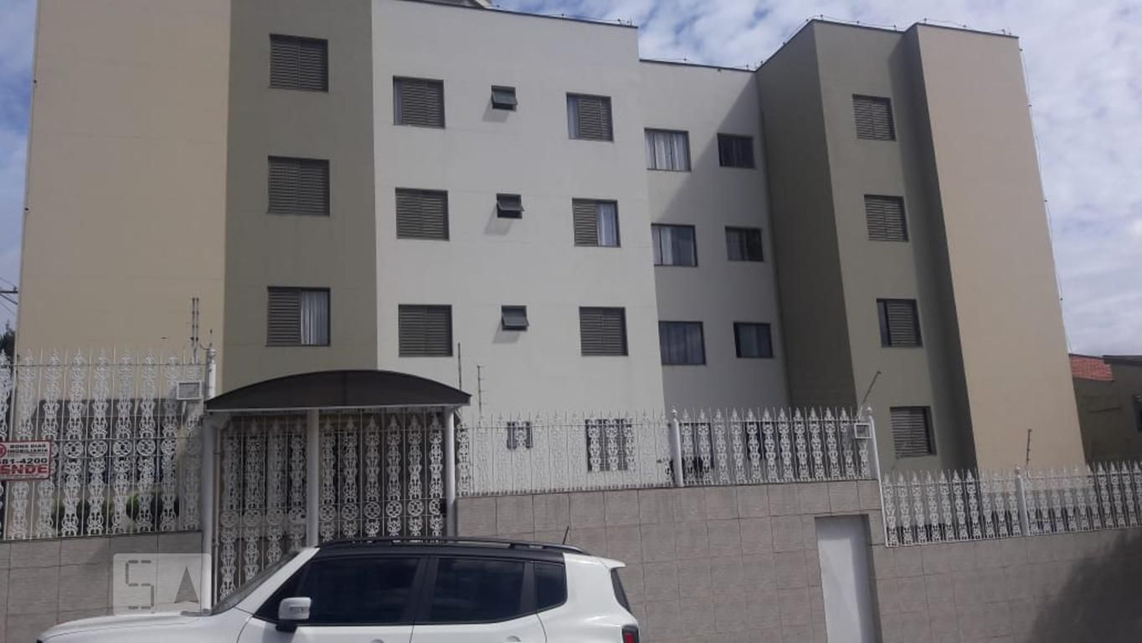 Fachada do Condomínio Edifício Marco Antonio Verga