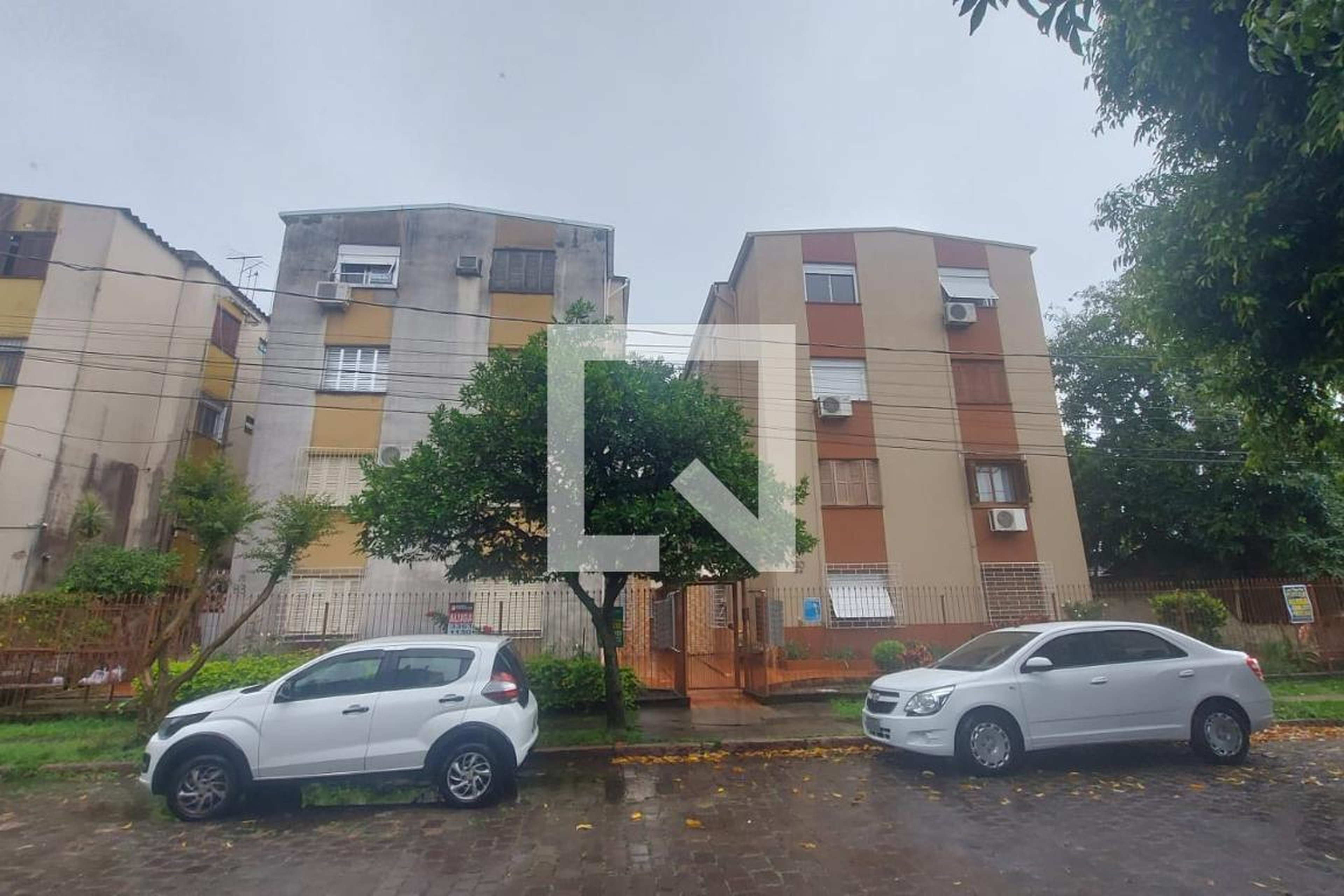 Fachada do Prédio Condomínio Sarandi