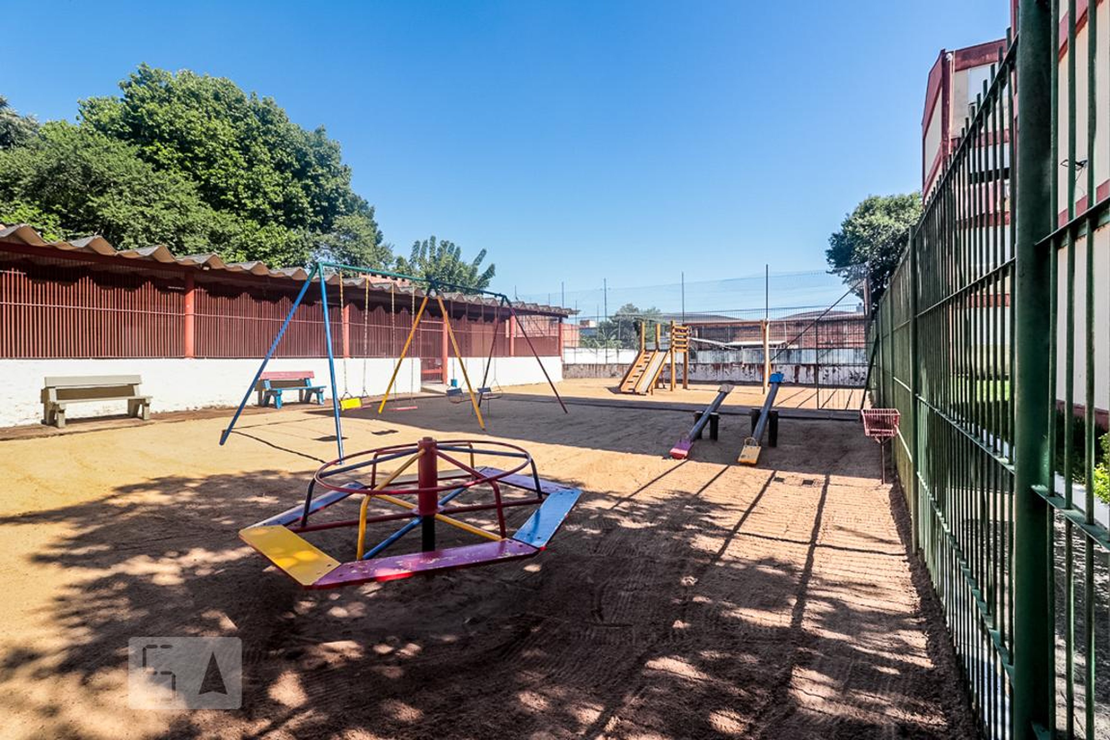 Playground - Pereira Neto