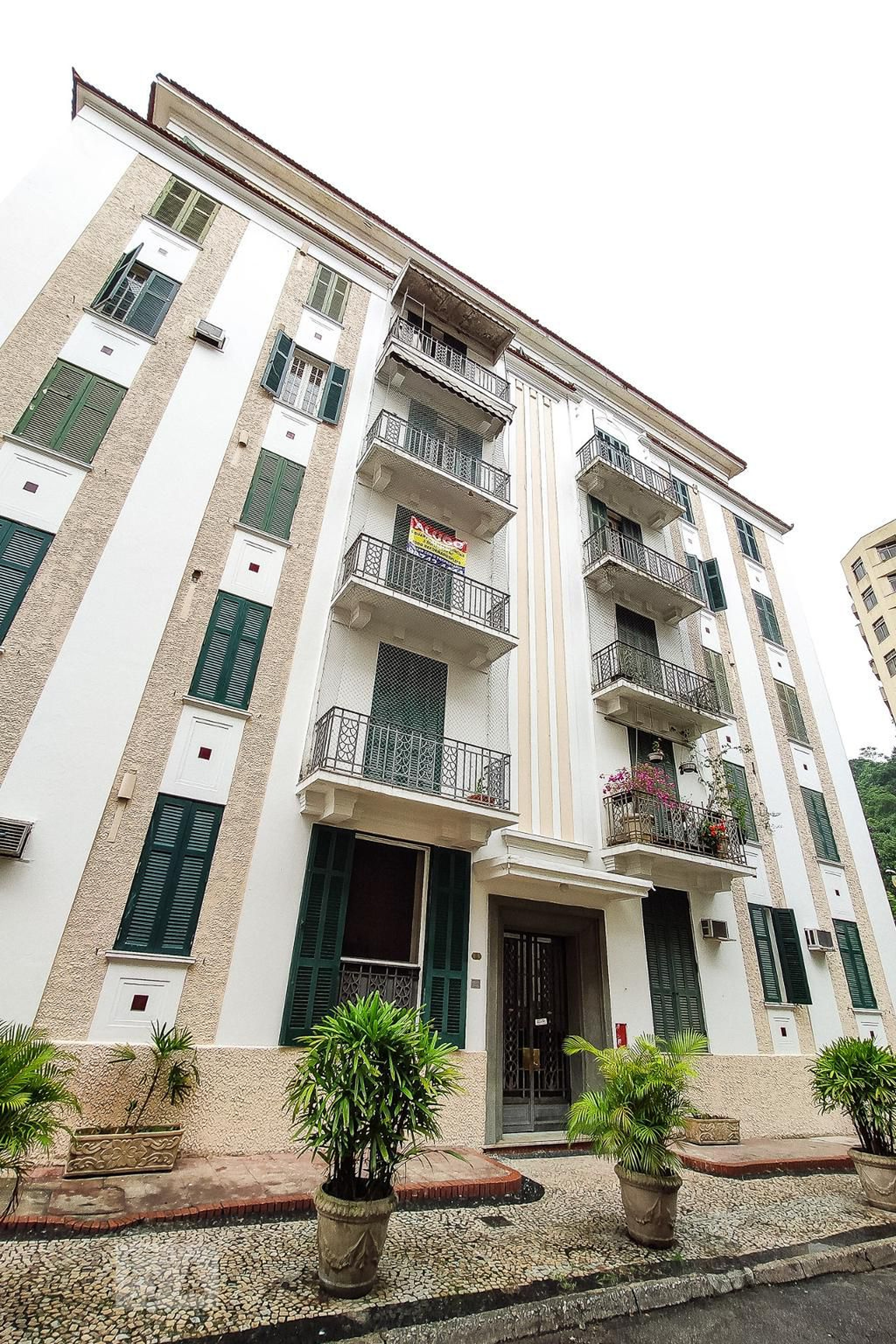 Fachada Condomínio Caetes