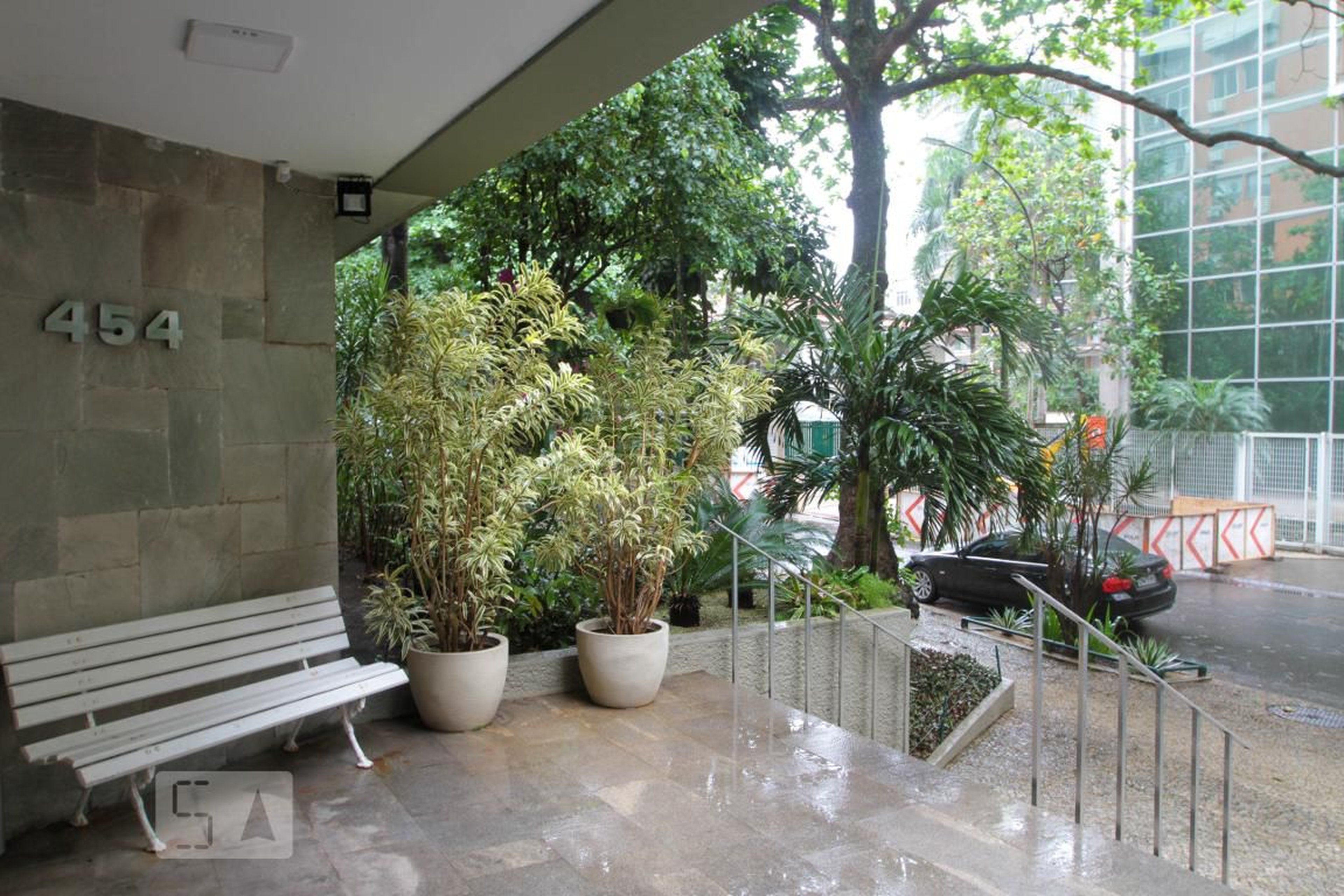 Entrada do Prédio - Edifício Piazza Dspagna