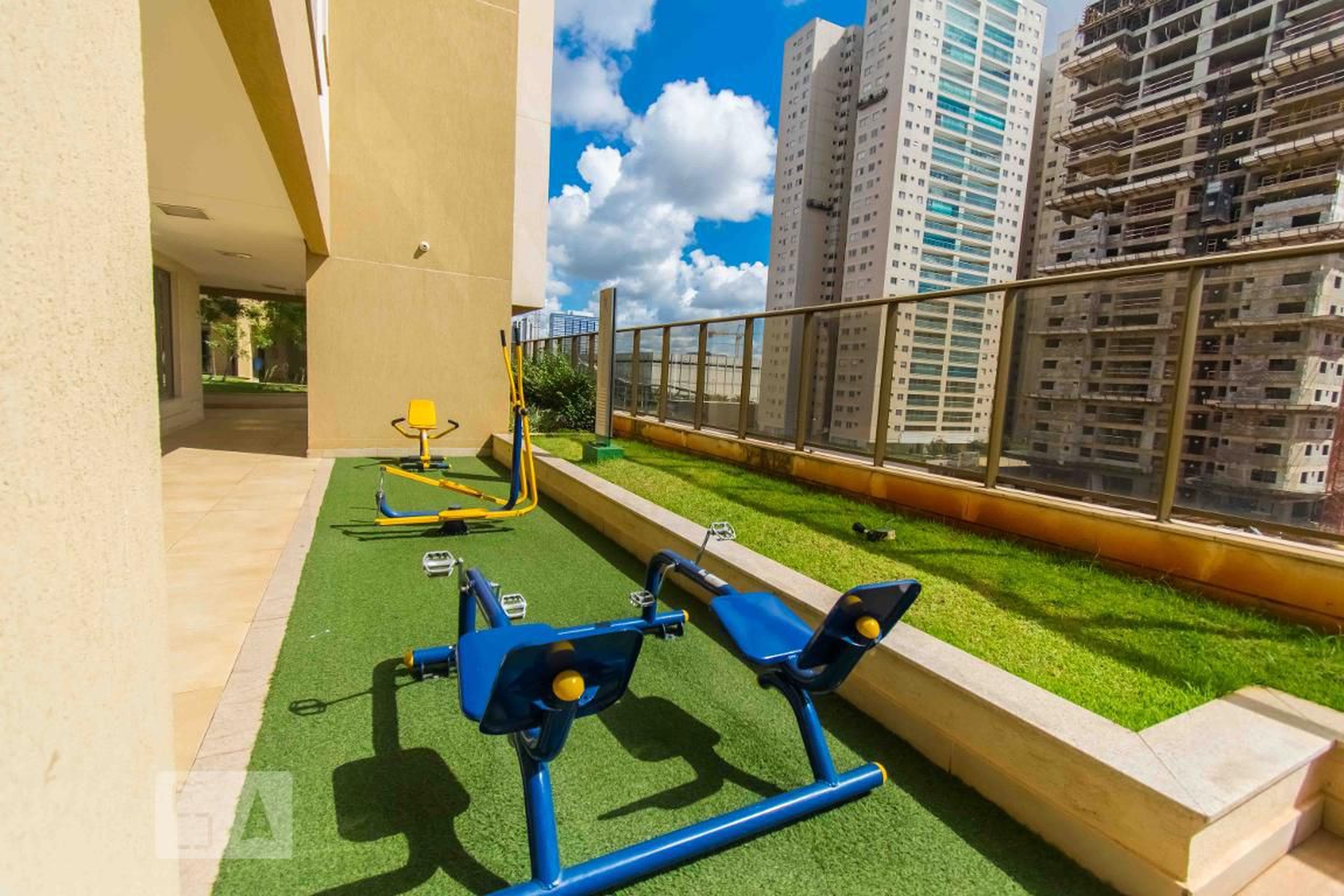 Playground - Via Enseada