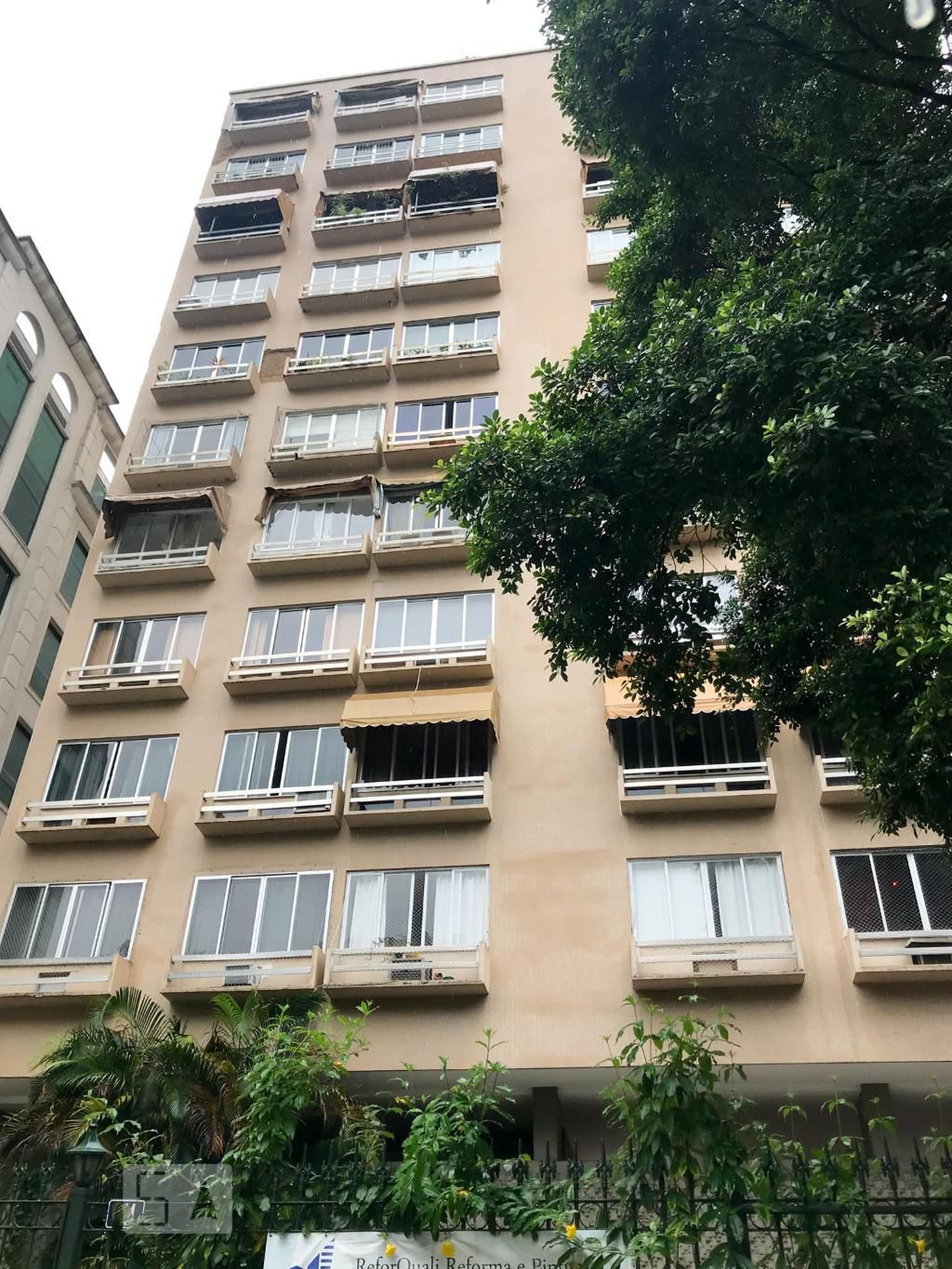 Fachada do Prédio Condomínio em Rua Jardim Botânico, 111