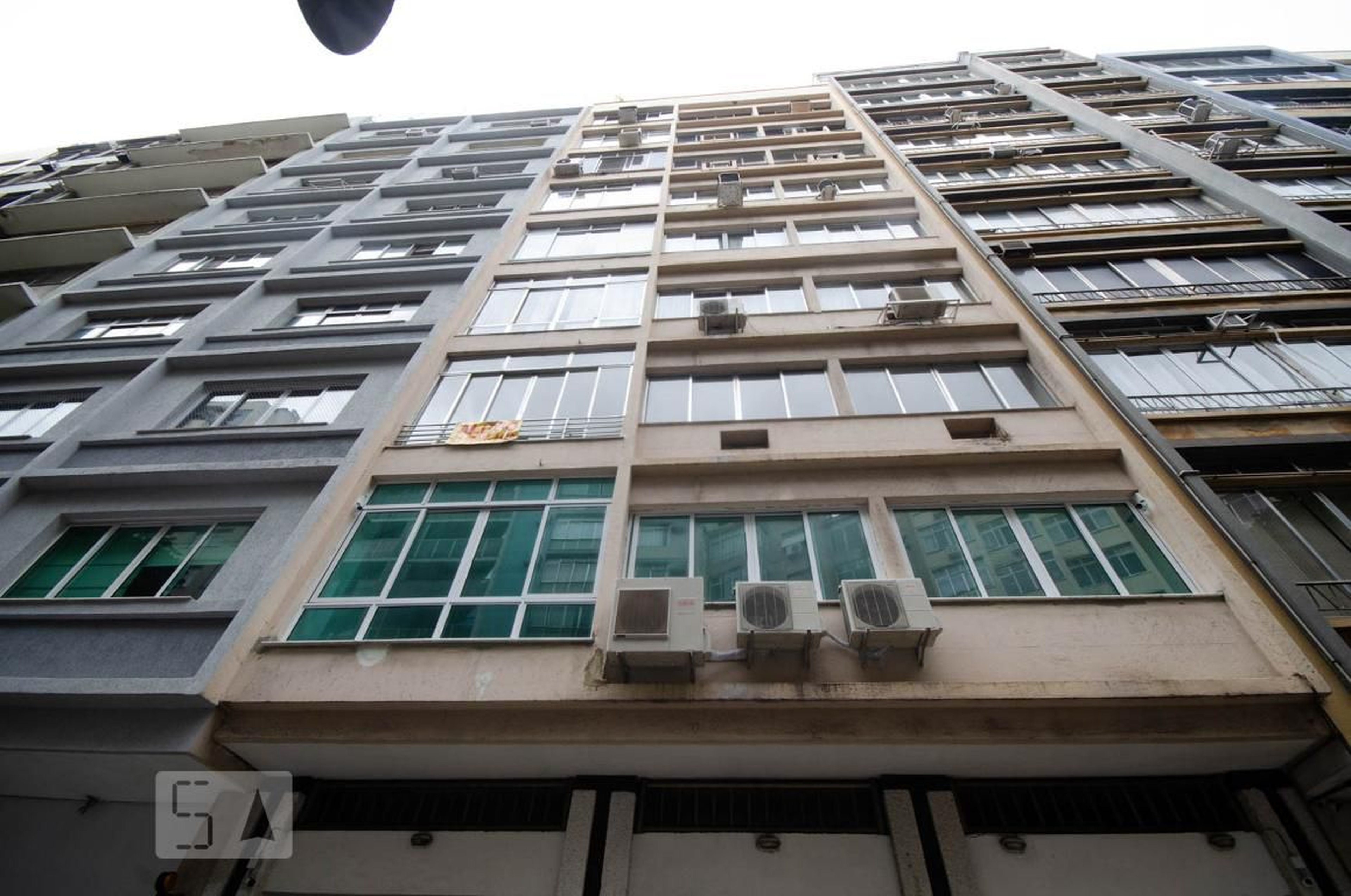 fachada do Prédio Condomínio em Avenida Rainha Elisabeth, 675