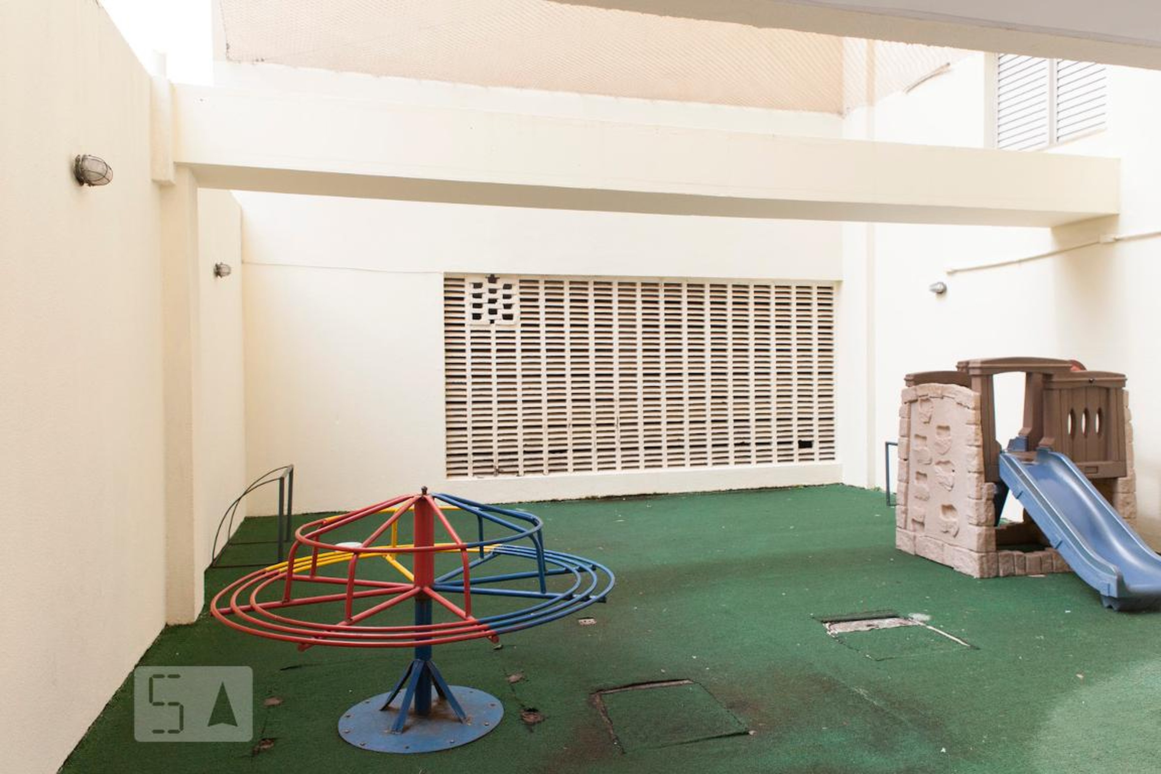 Playground - Residencial Arapoema