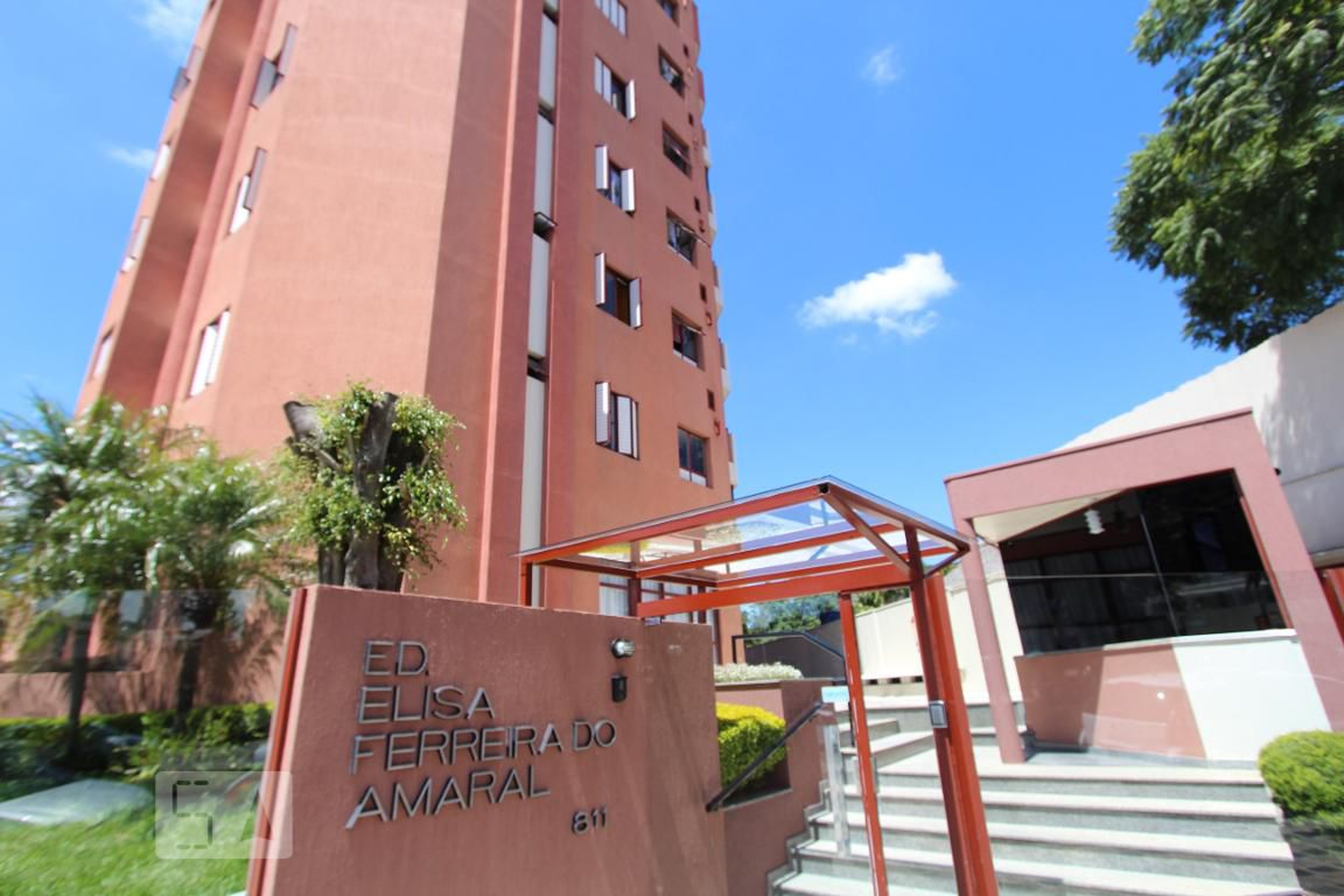 Fachada Condomínio em Avenida Iguaçu, 811