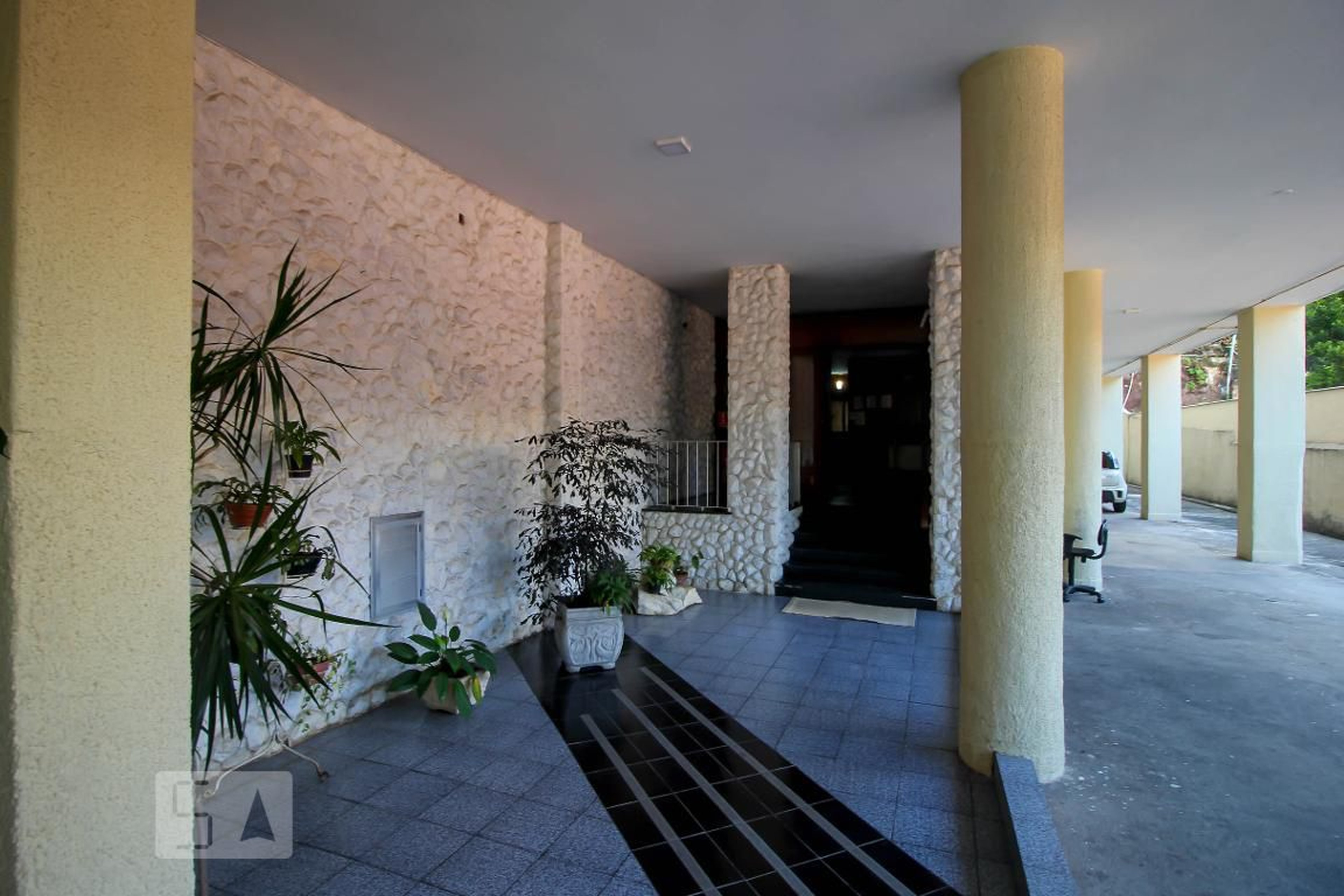 Entrada do Prédio - Edifício Zilda