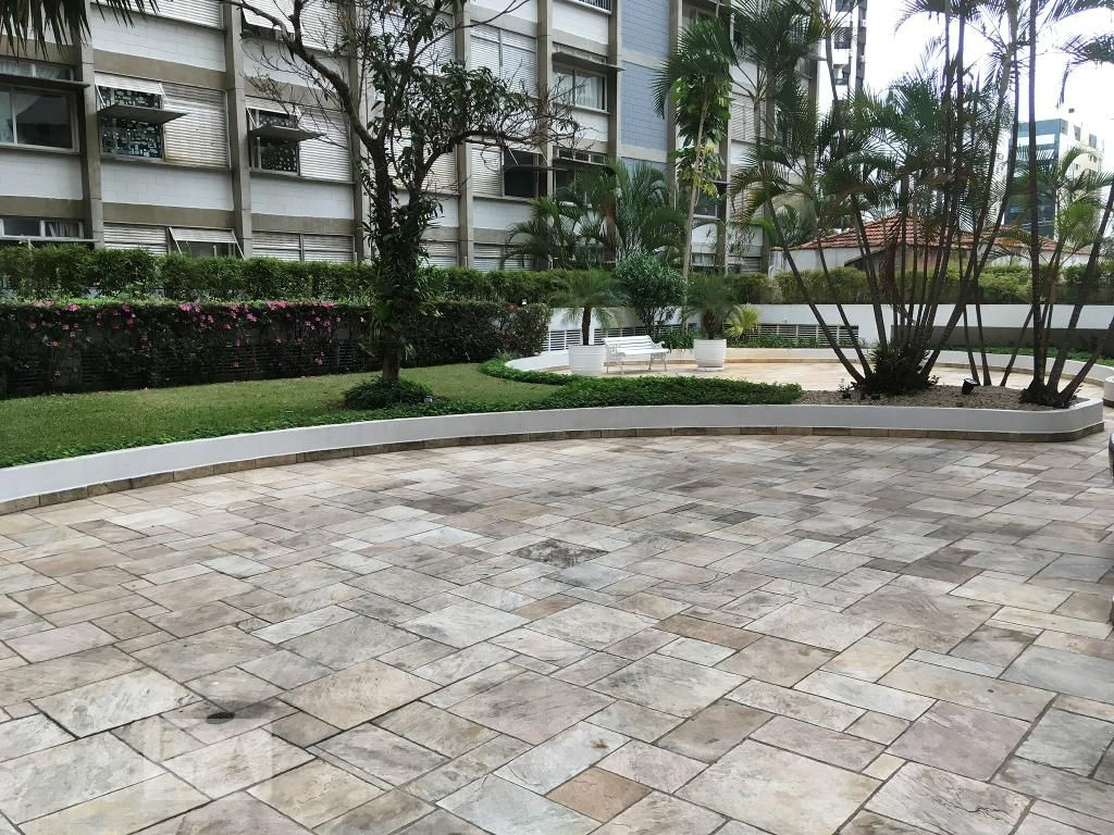 Área Externa Condomínio Toronto