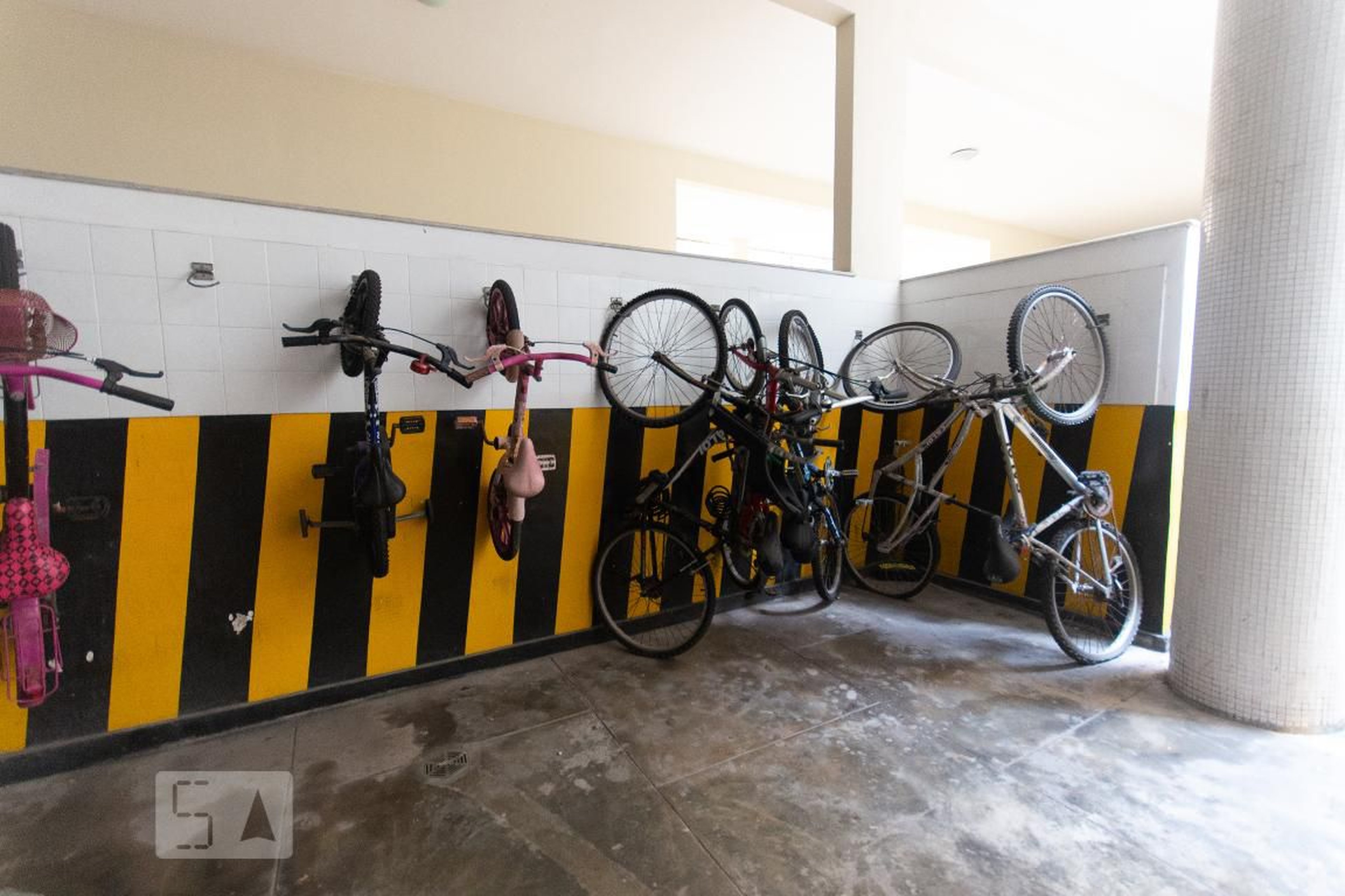 Bicicletário - Edifício Alia Cury