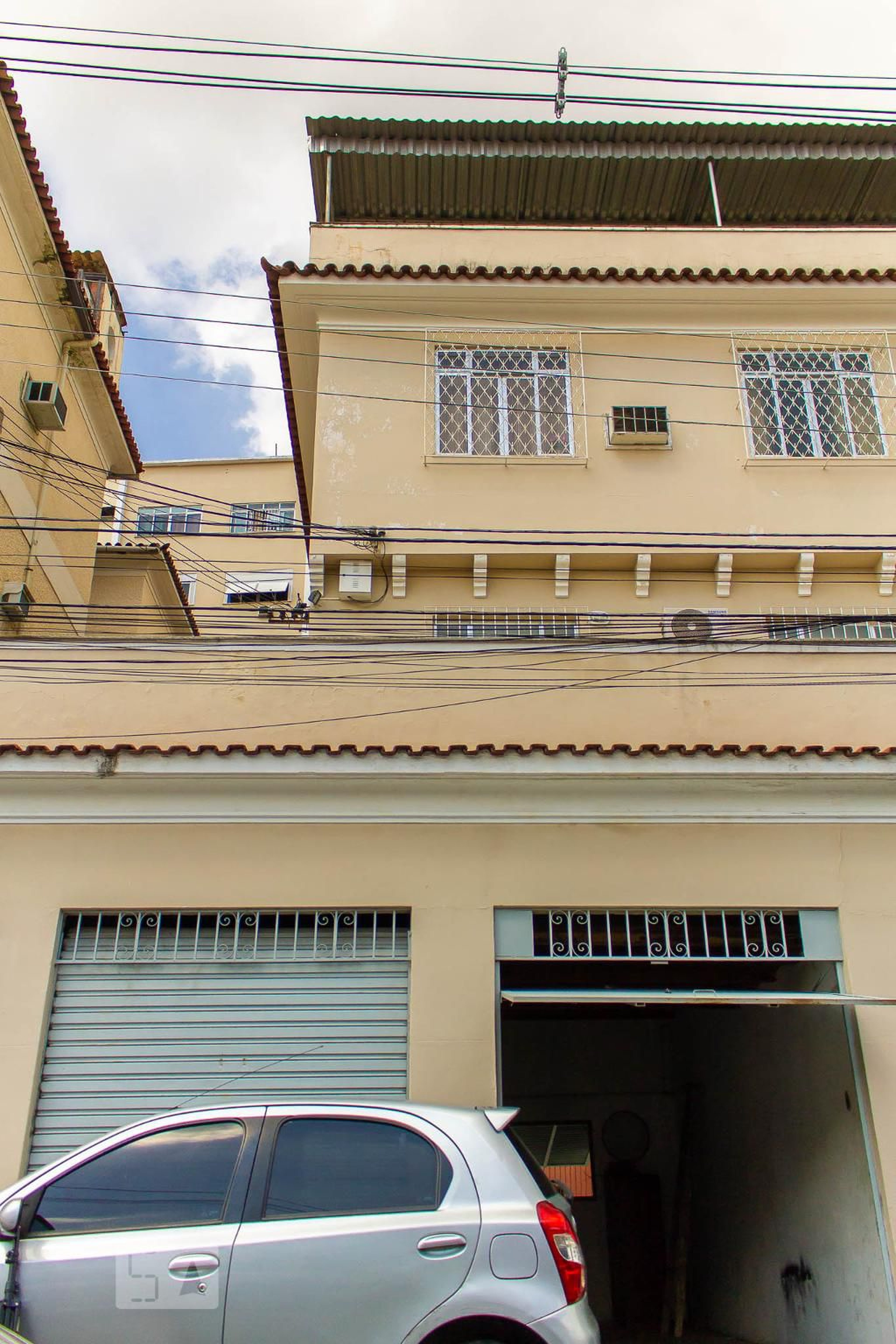 Fachada Condomínio Raugusto Barbosa