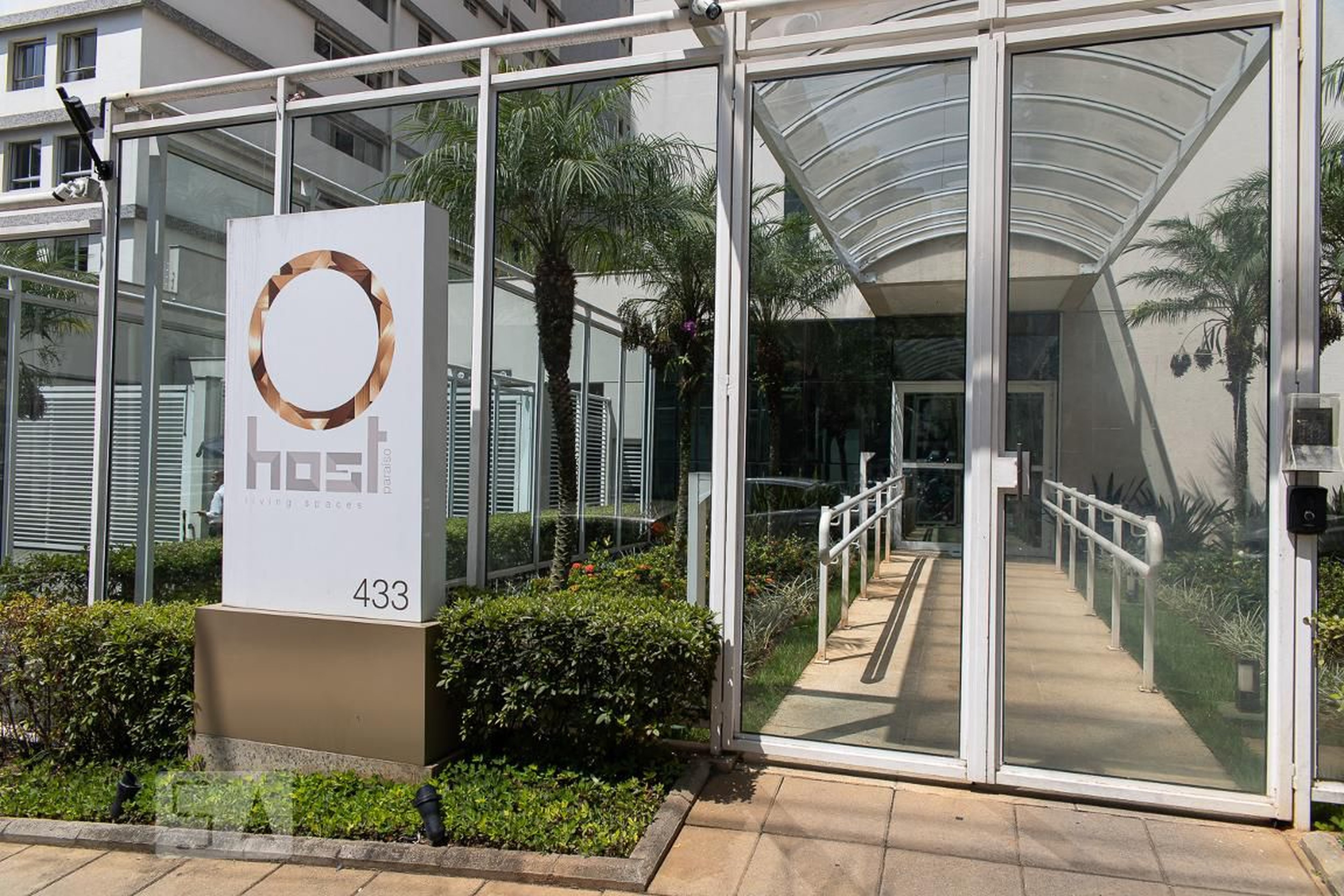 Fachada do Condomínio Condomínio Host Bela Vista