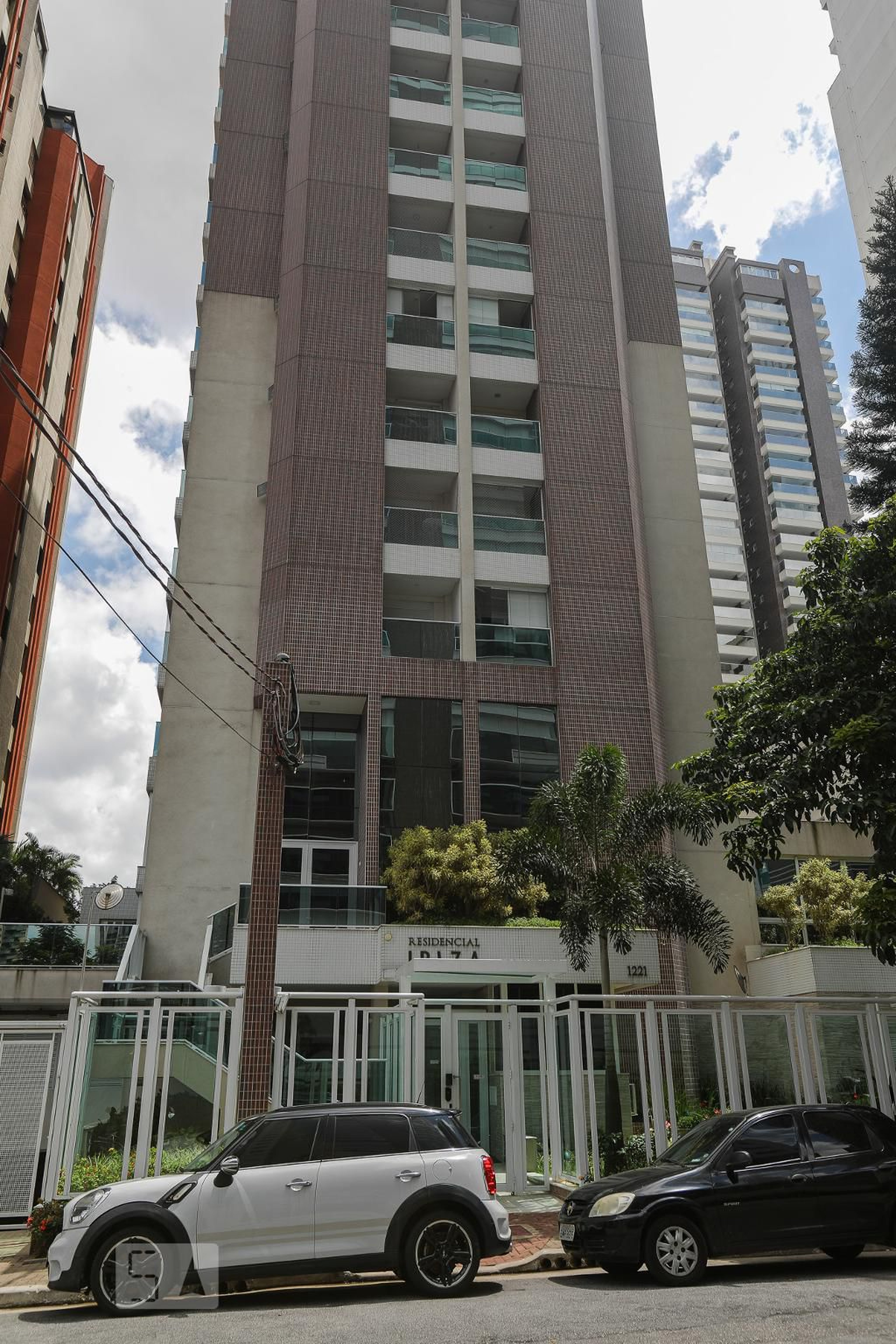 Fachada do Condomínio Condomínio Ibiza