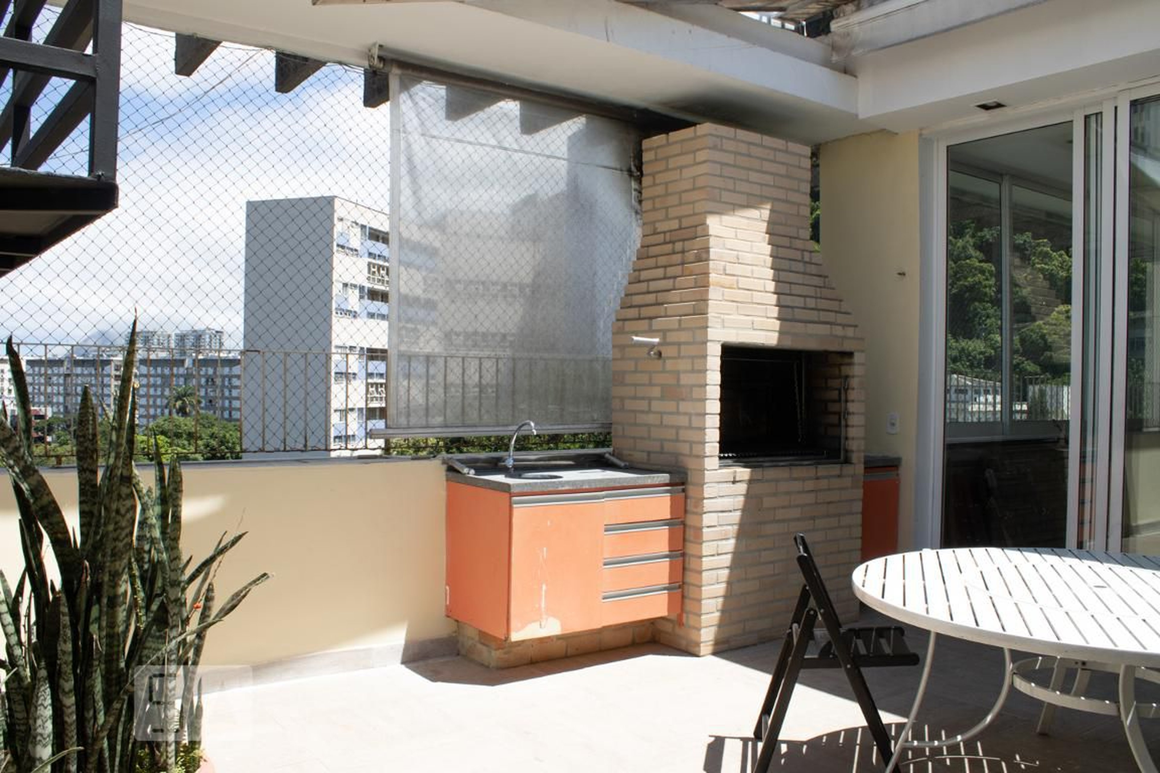 Área Externa - Edifício Samara