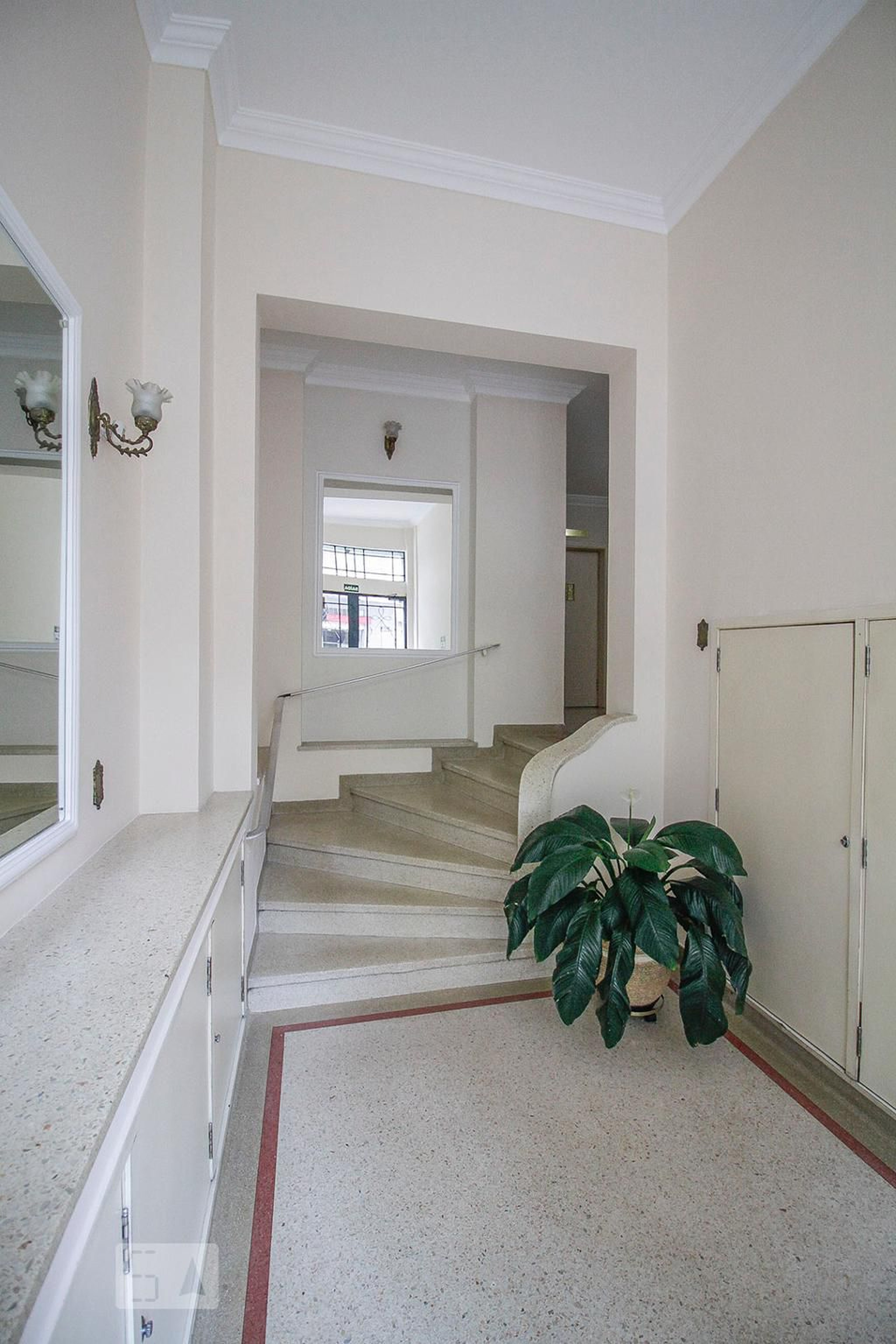 Hall de Entrada - J.R