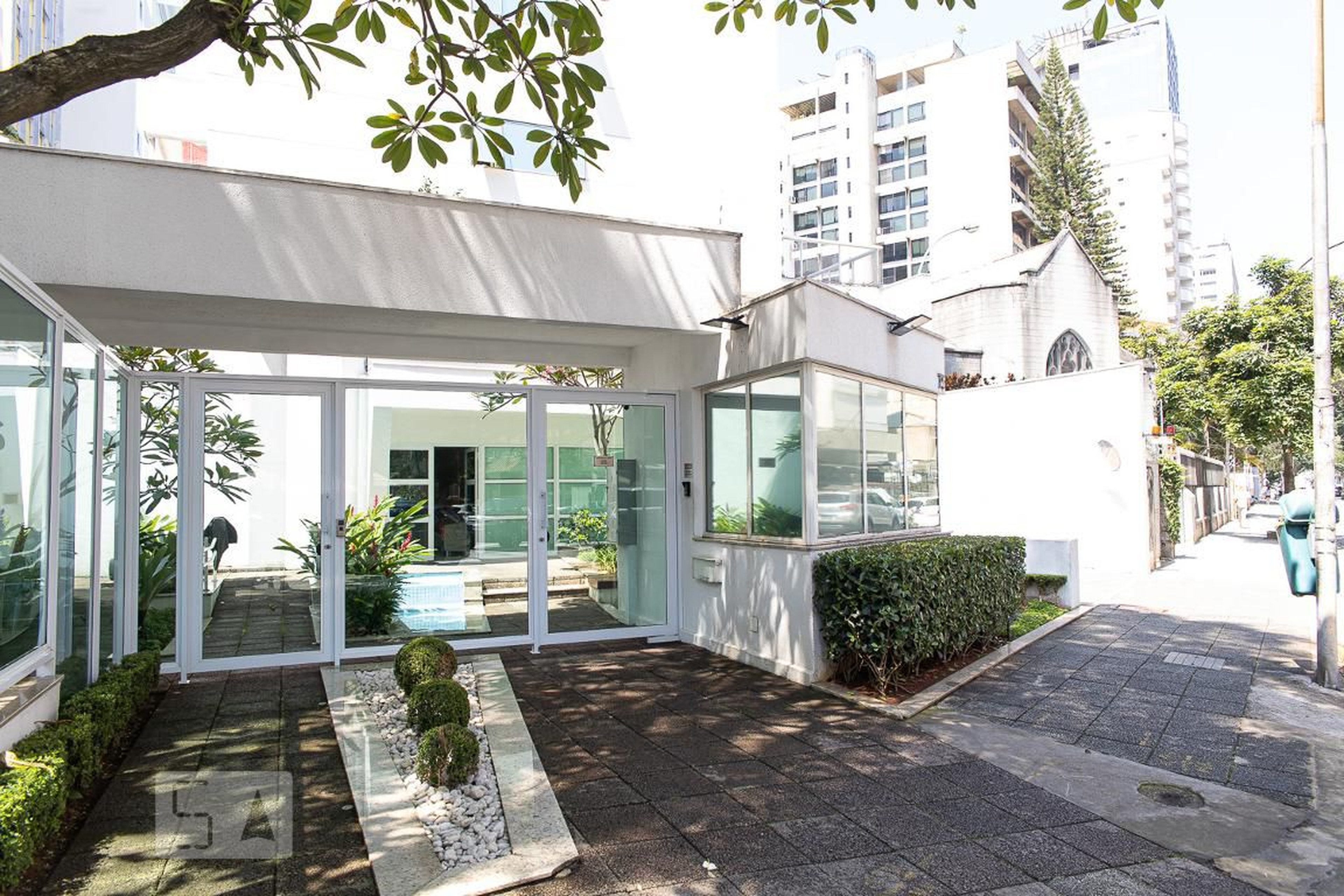 Fachada do Condomínio Condomínio Paulista Lifestyle