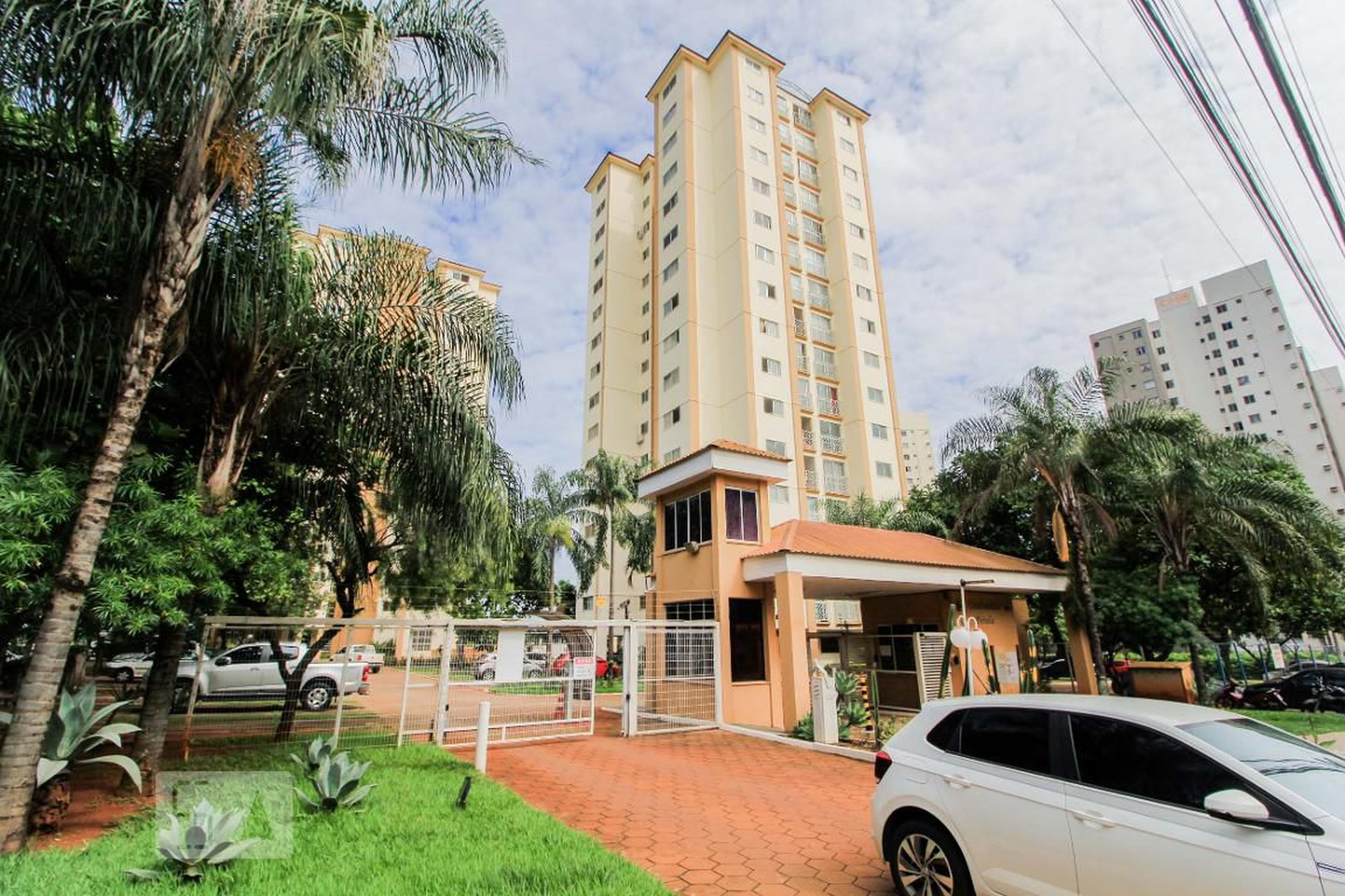 Fachada do Condomínio Condomínio Pérola Negra