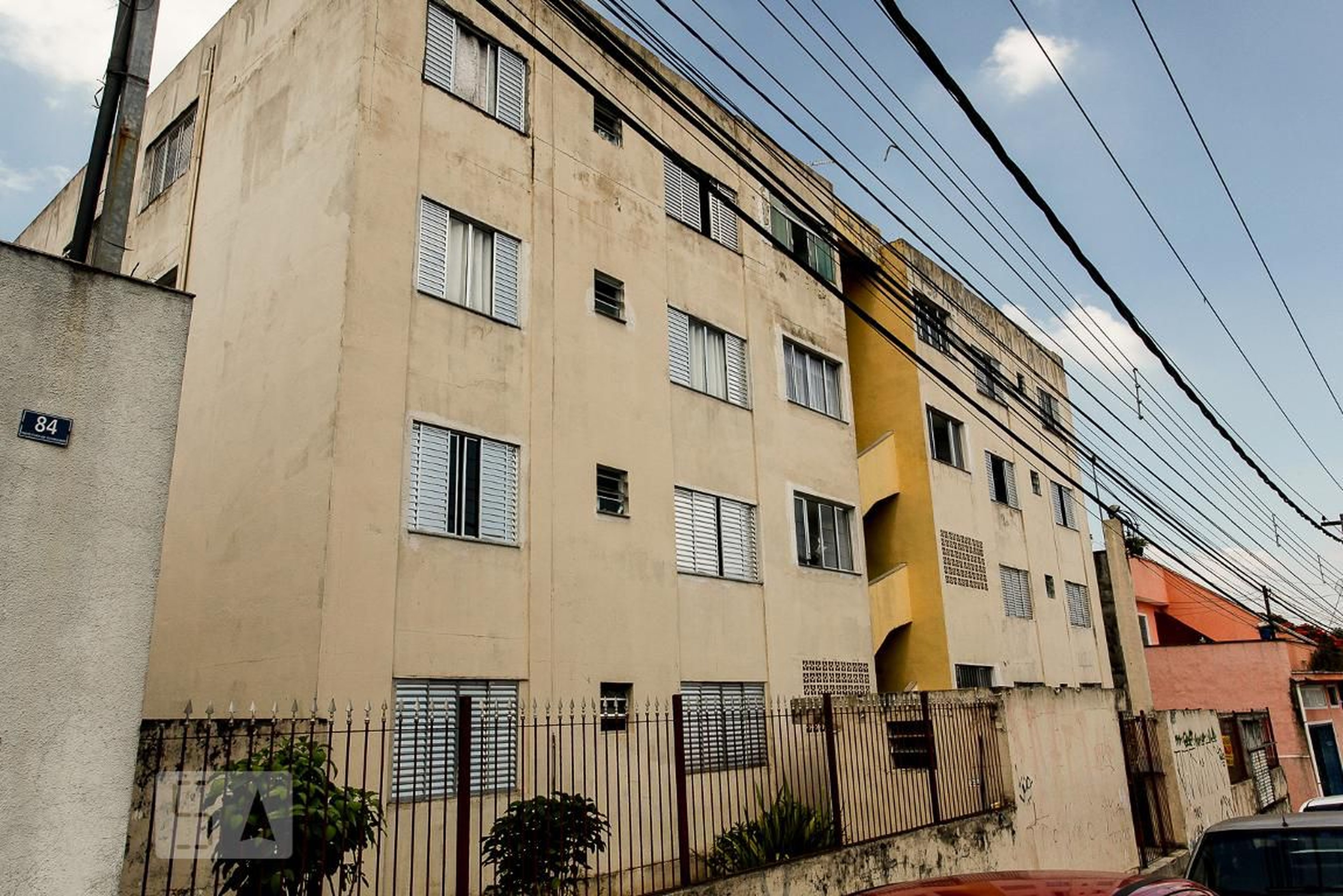 Fachada do Prédio Condomínio em Rua Faustino Siqueira Franco, 94