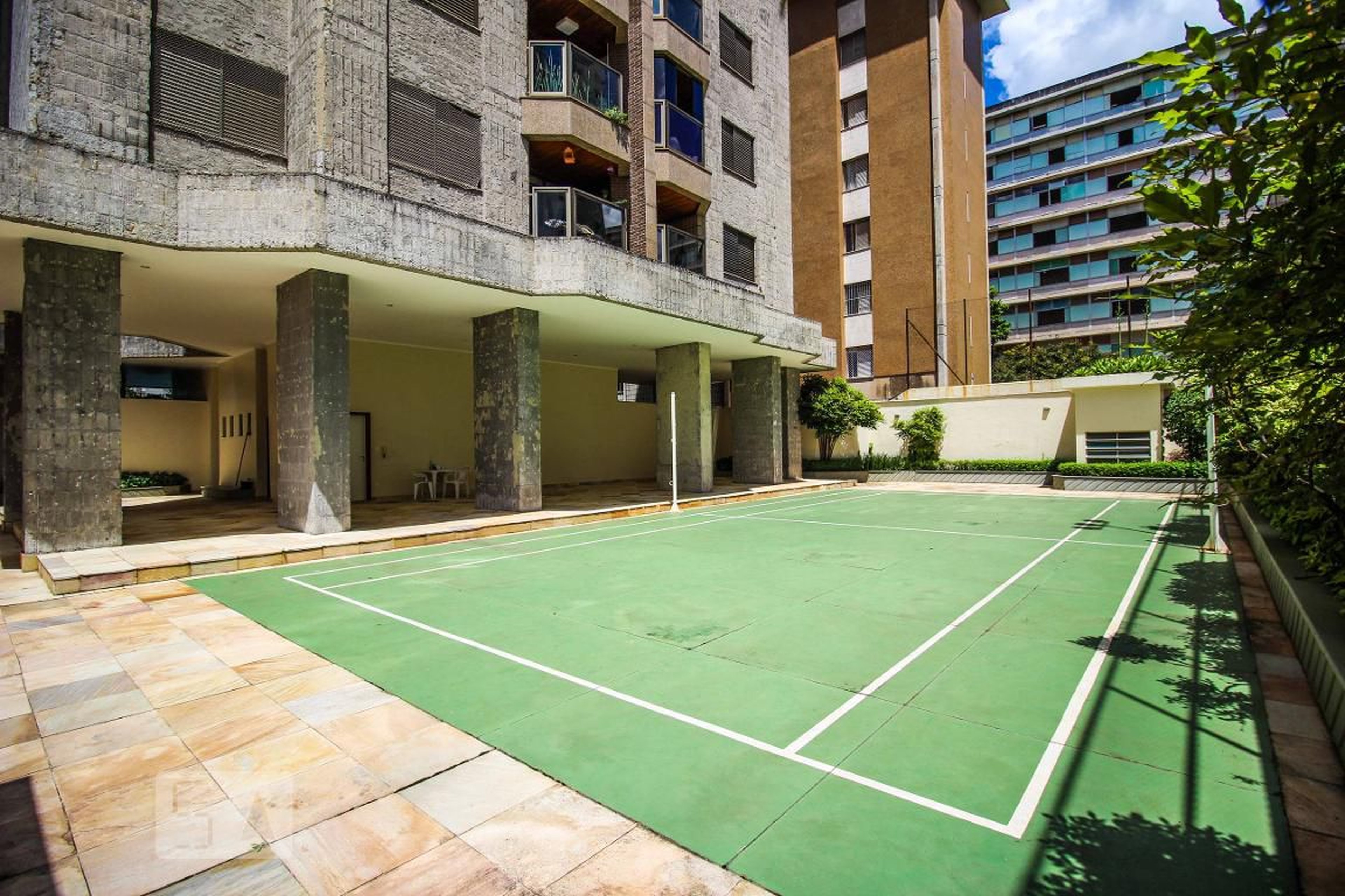 Quadra - Mayson Royale