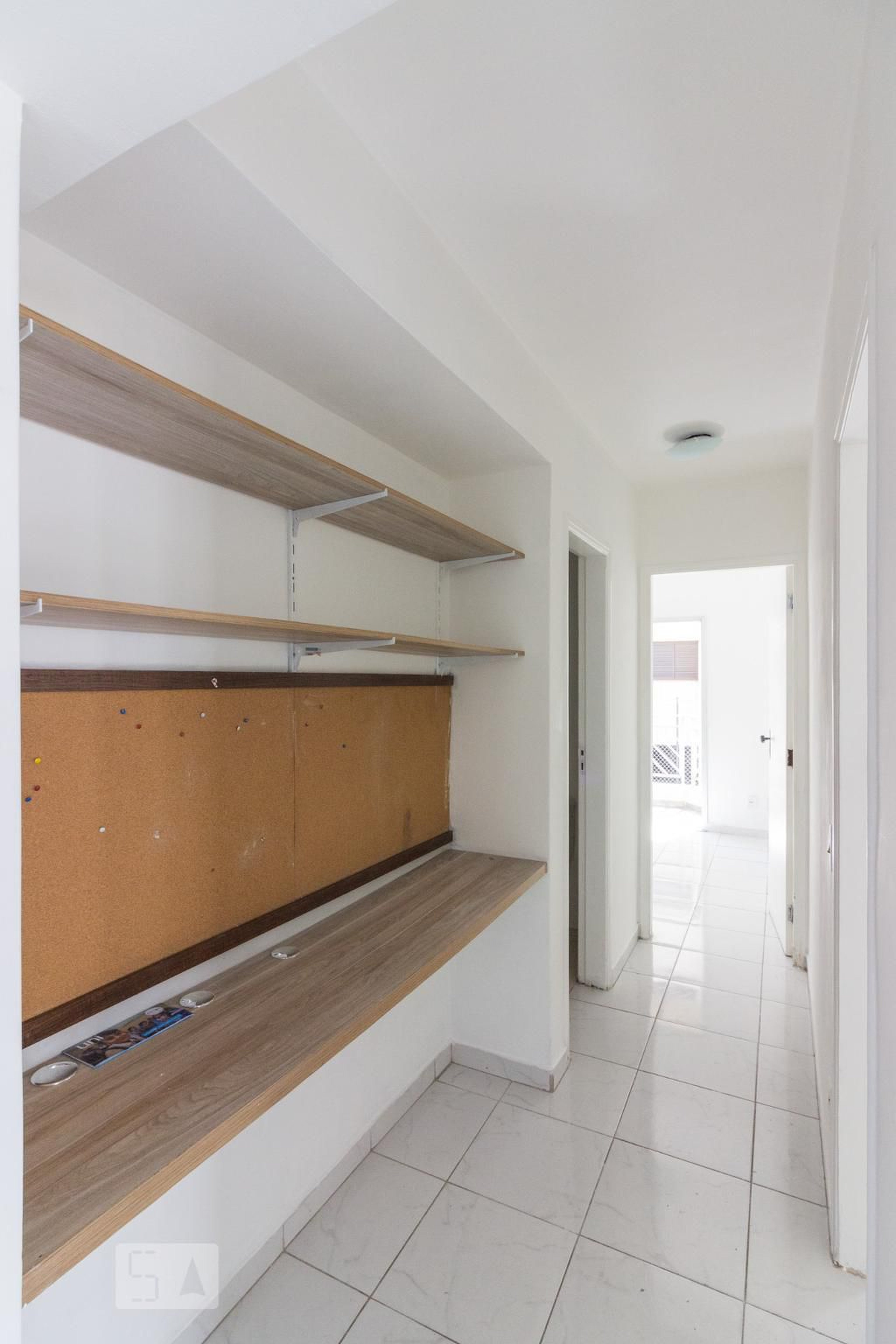 Hall Condomínio em Rua Atílio Piffer, 123