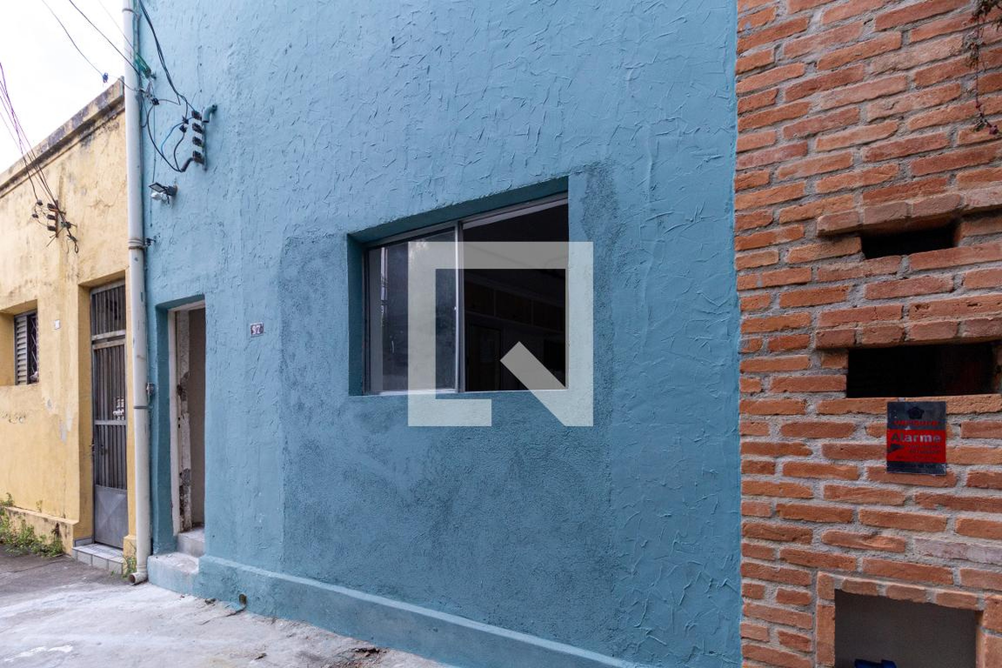 Fachada Condomínio em Rua Quarahim, 67