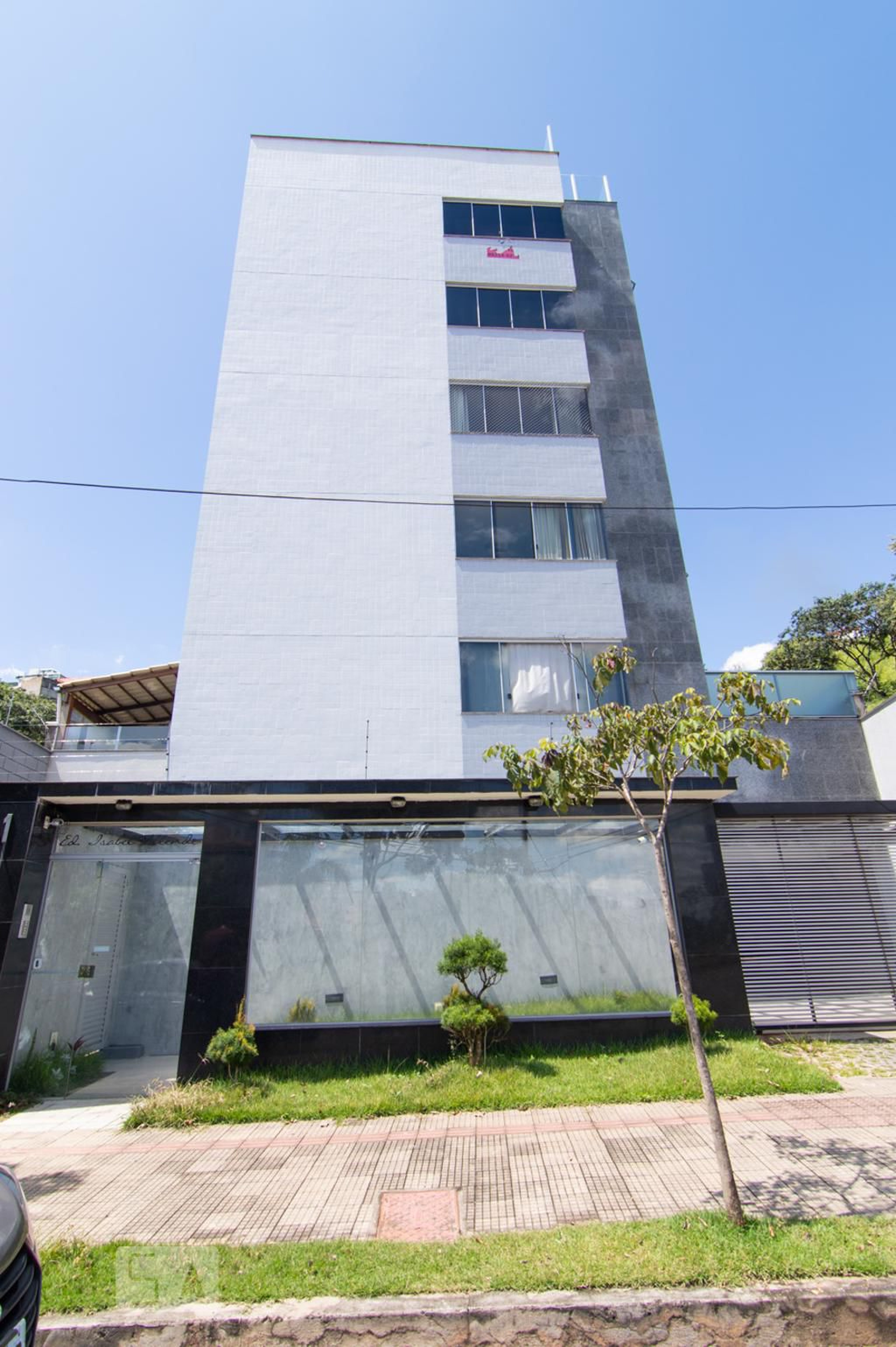 Fachada Edifício Isabel Allende