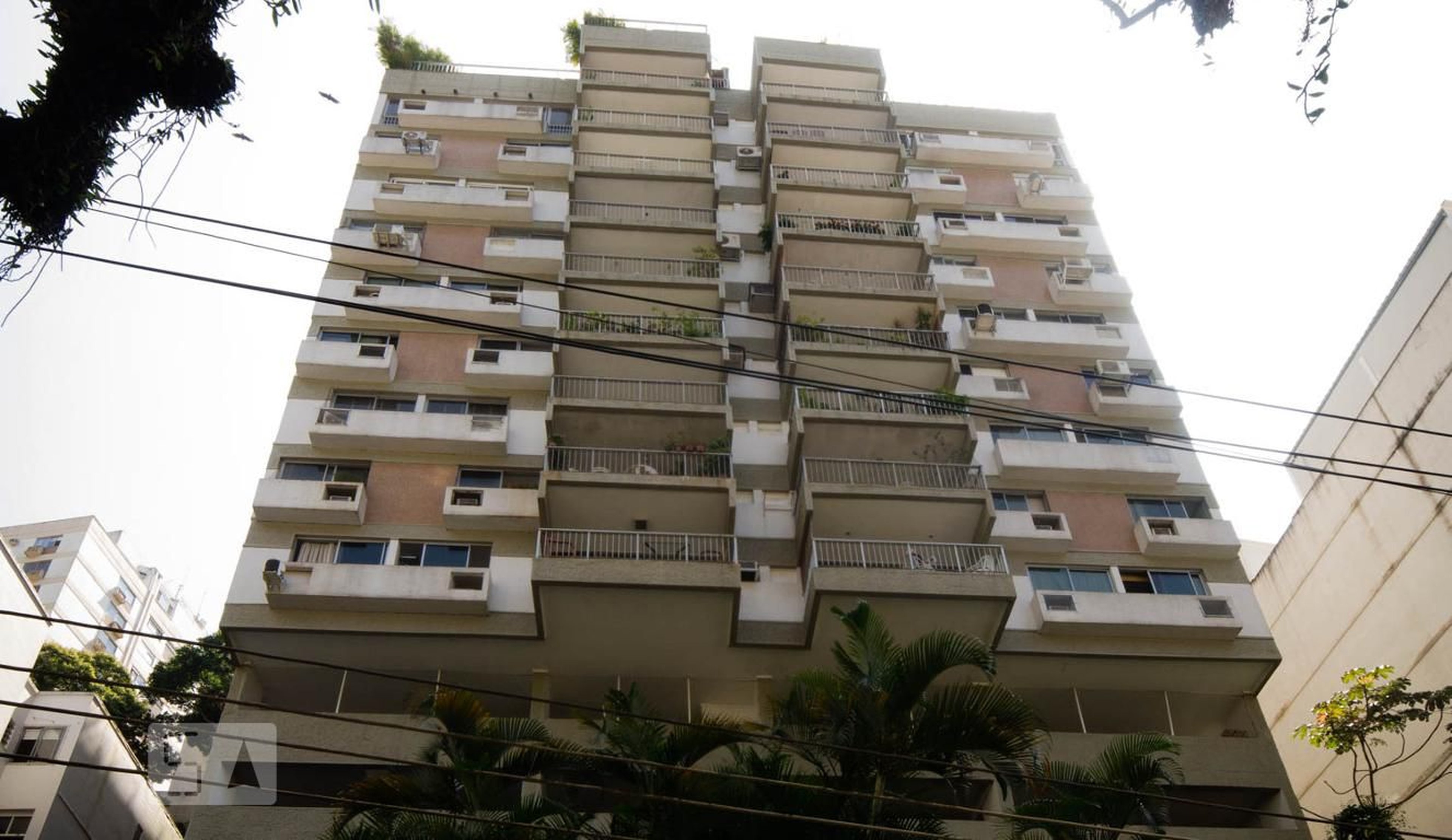 Fachada do Prédio Condomínio Palais de Chaiott