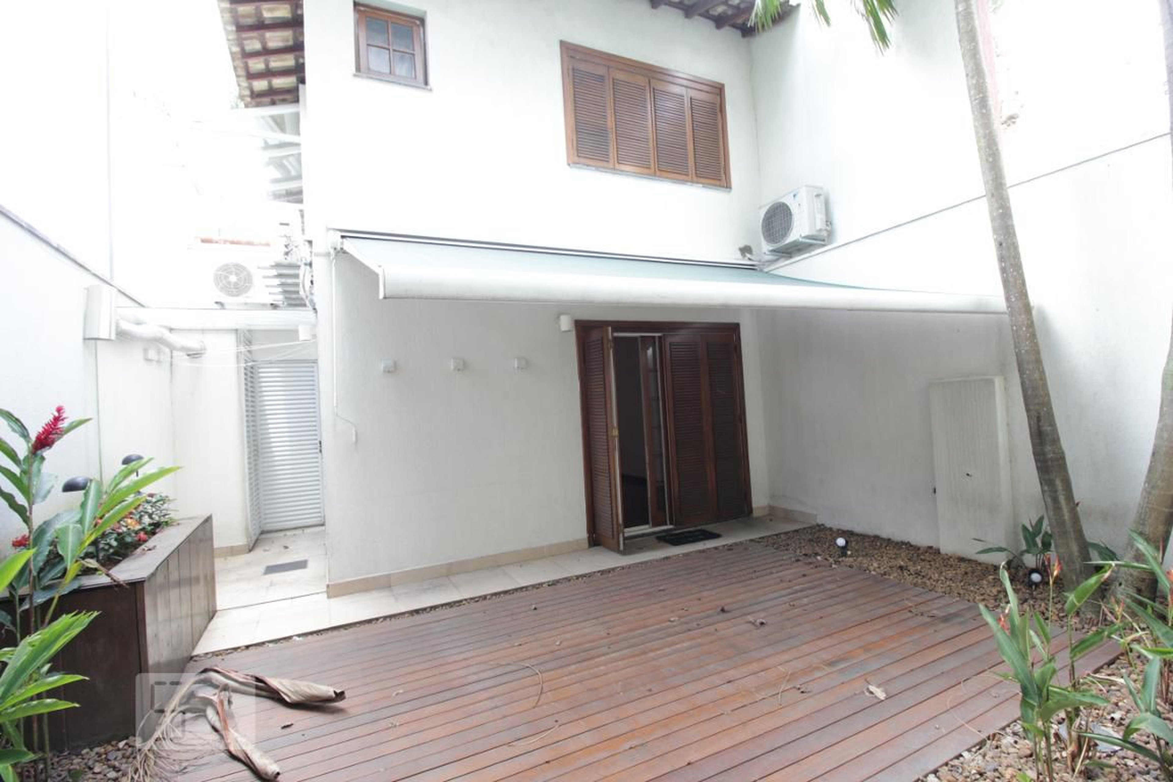 Área externa - Jardim Ouro Preto