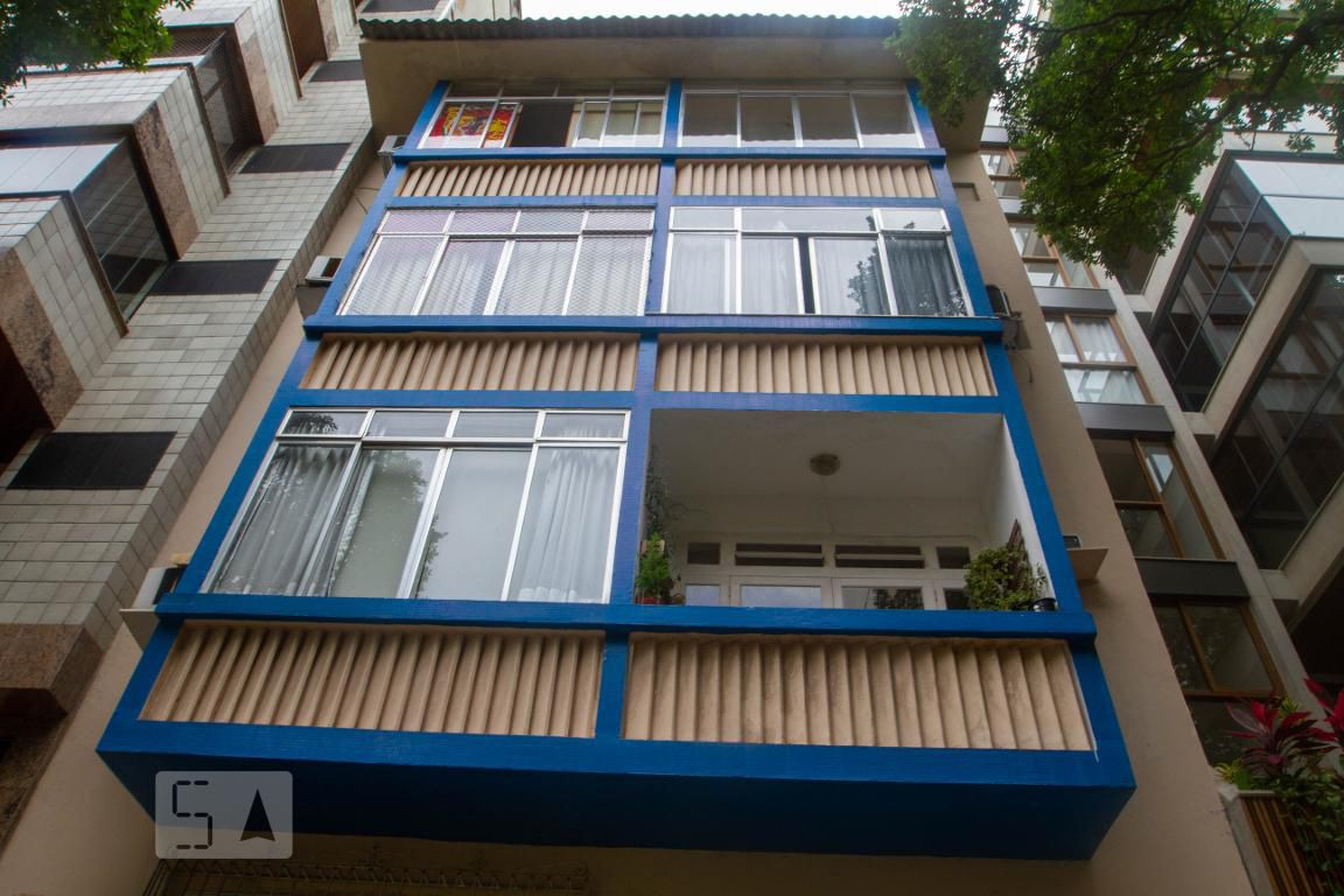 Fachada do Prédio Condomínio em Rua Humberto de Campos, 942