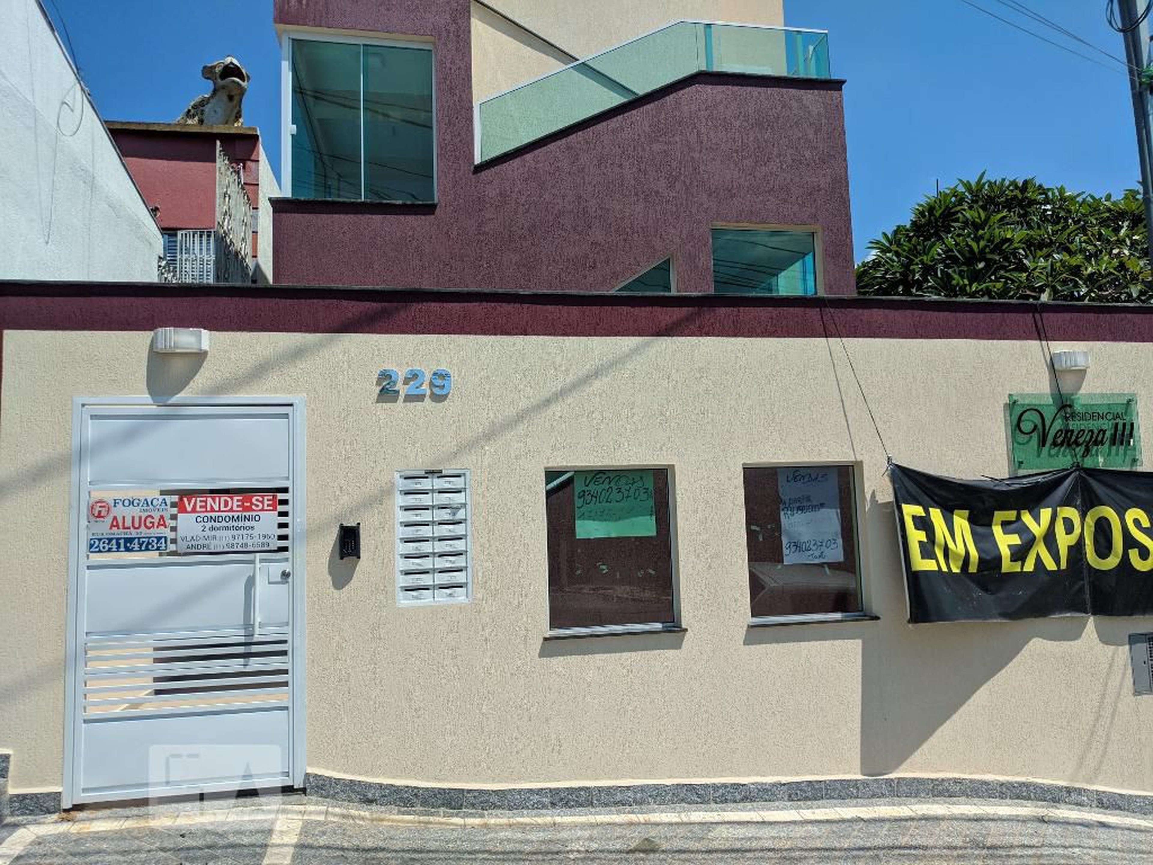 Fachada do Condomínio Residencial Veneza 3