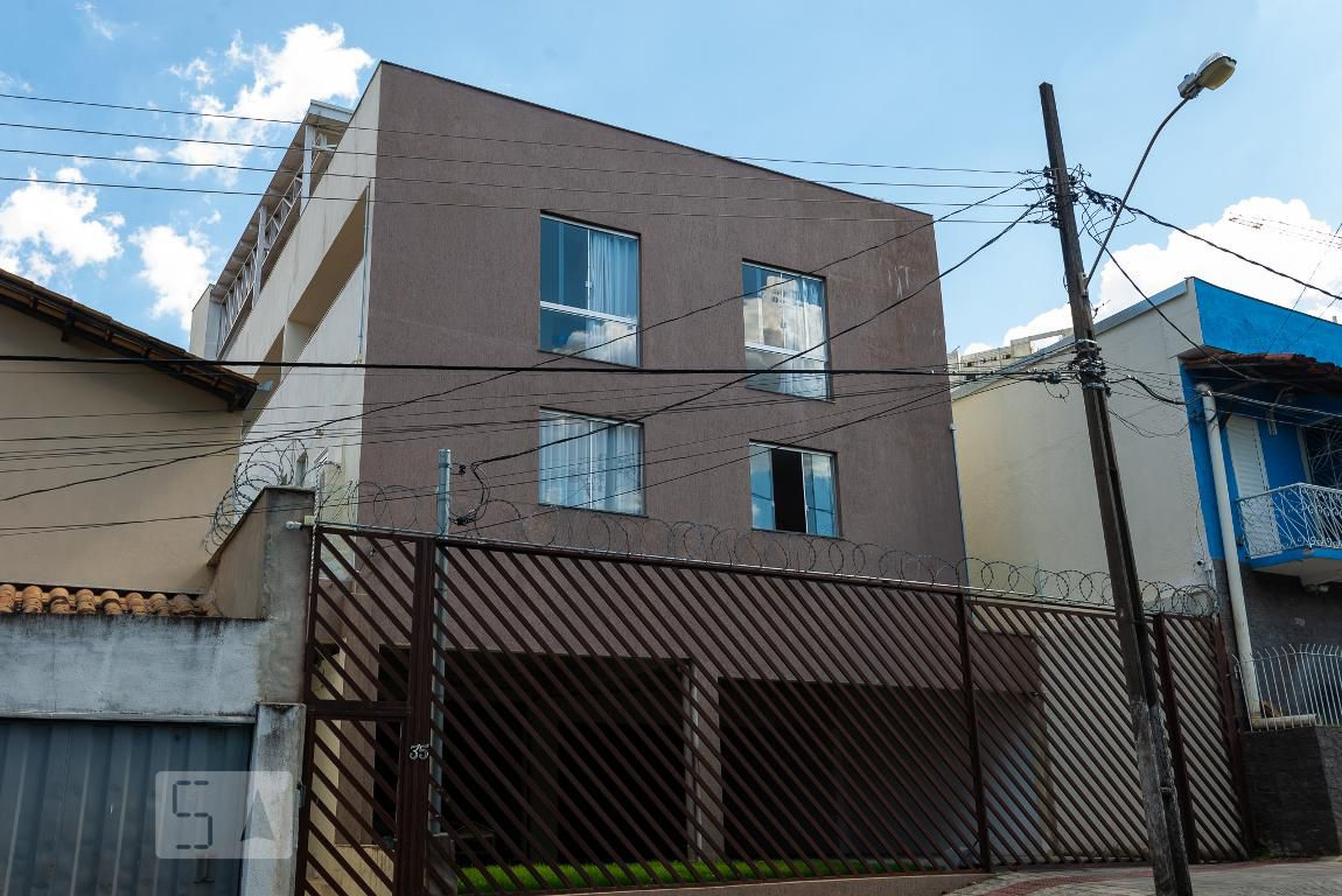 Fachada do Condomínio Condomínio Villa do Chaves