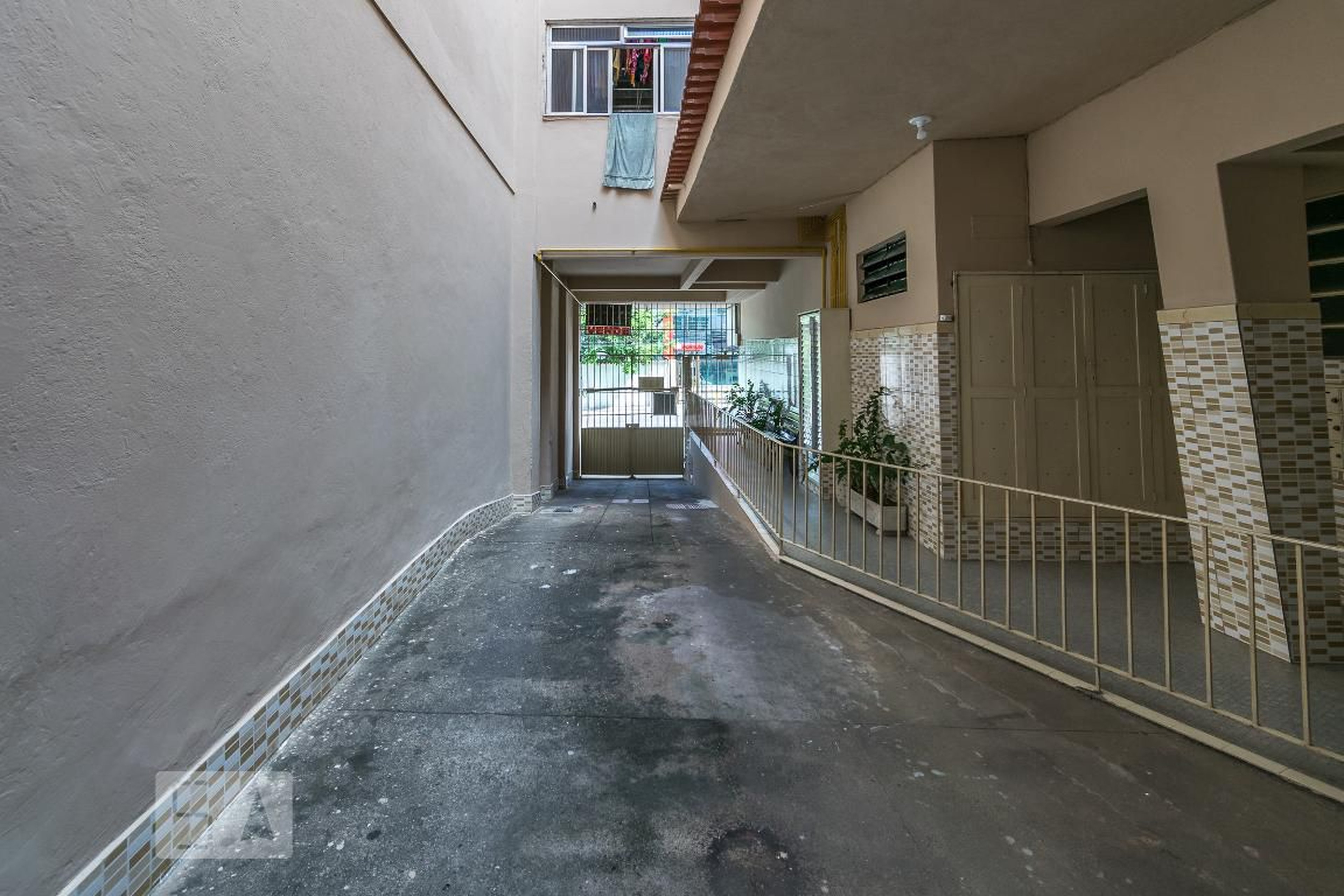 Entrada do prédio - null